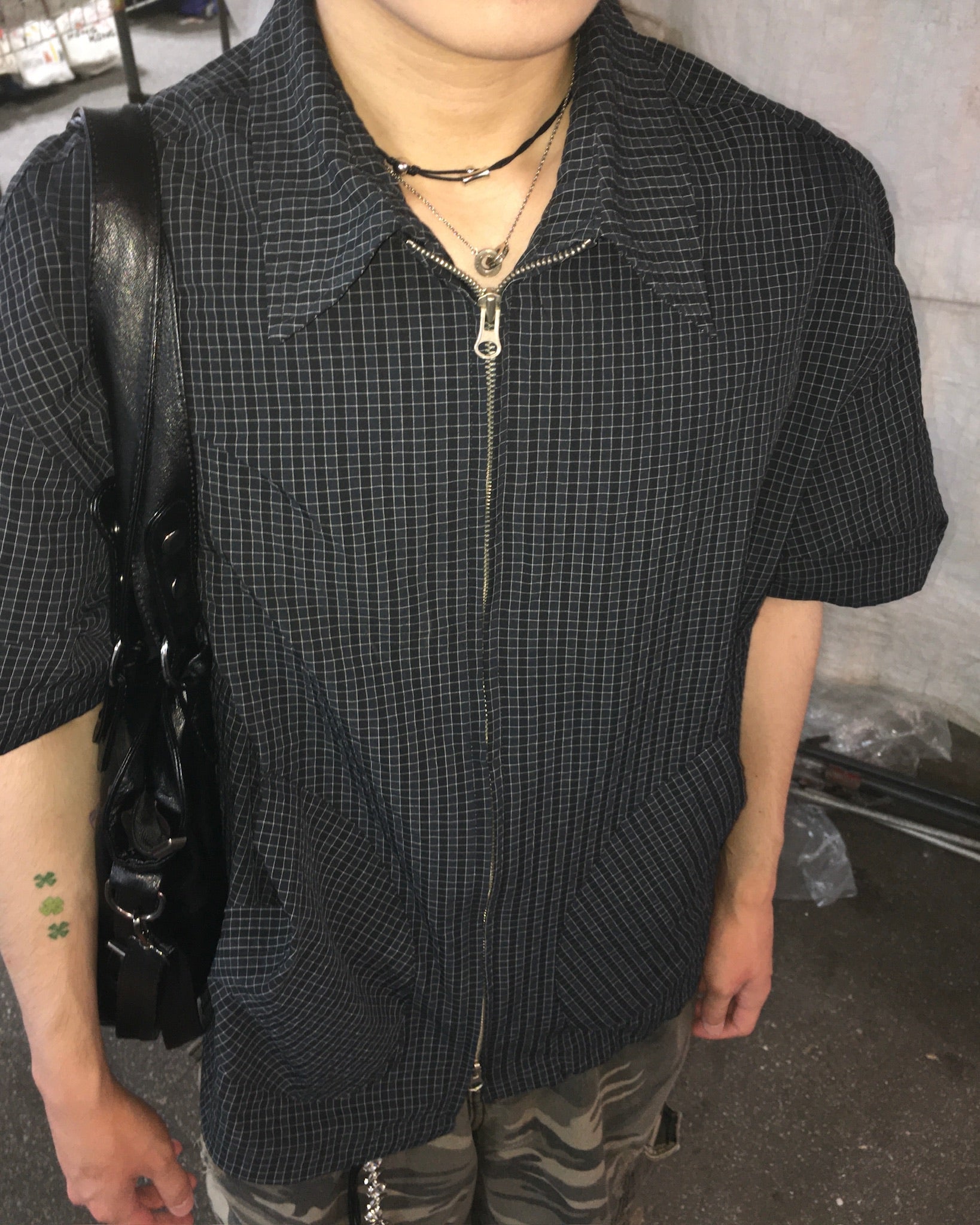 checked shortcut zip-up shirt (navy)