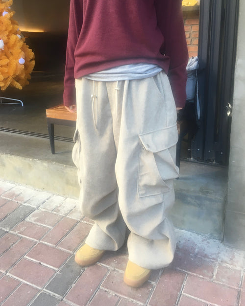 corduroy cargo pants (beige)