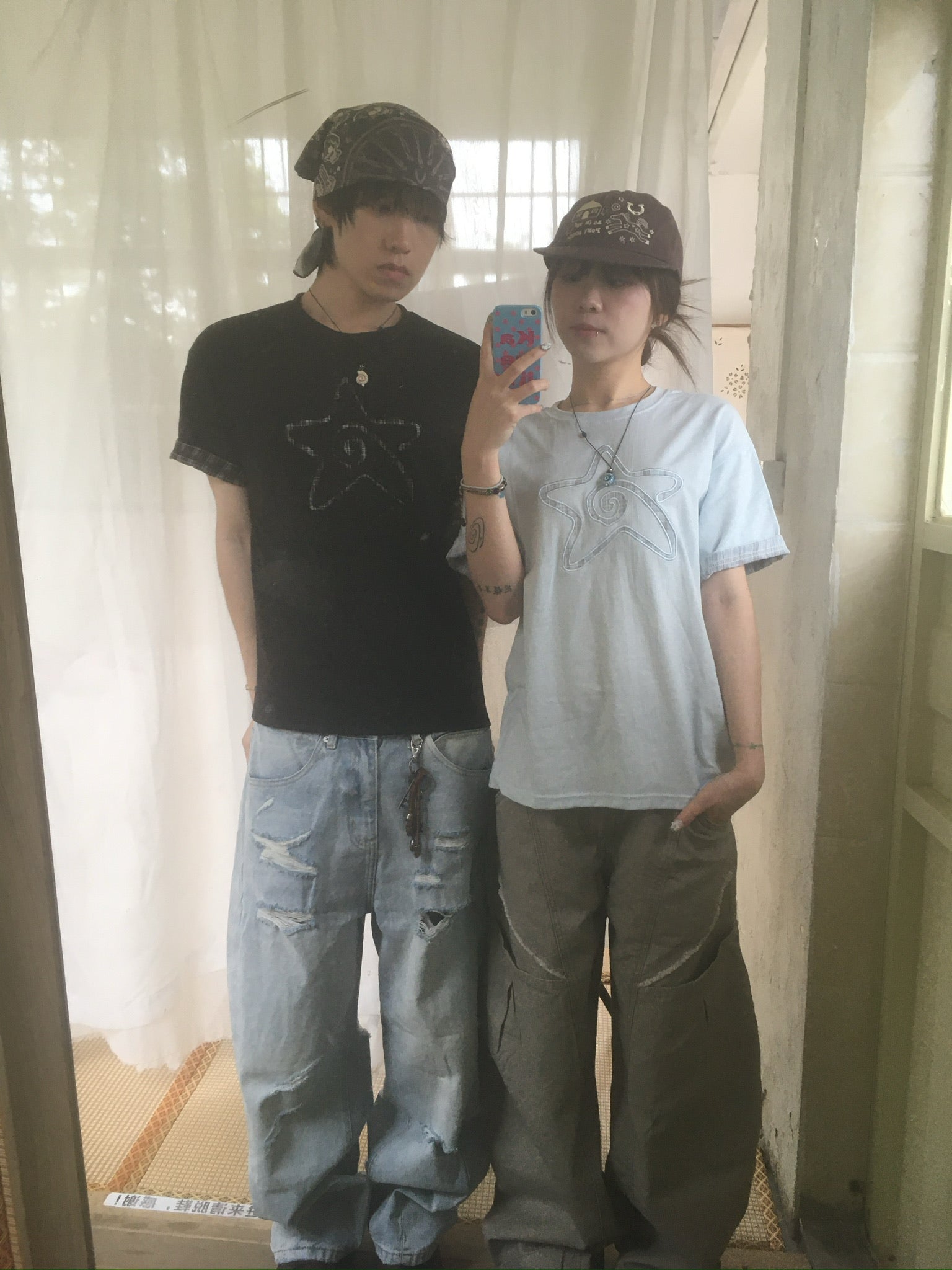 (★BEST) check star roll-up tee (black)
