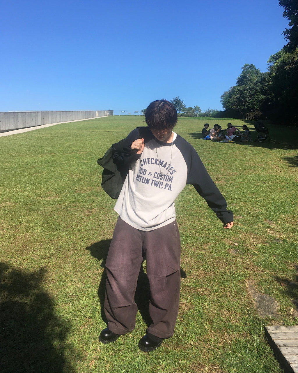 checkmates raglan tee (navy/grey) (men)