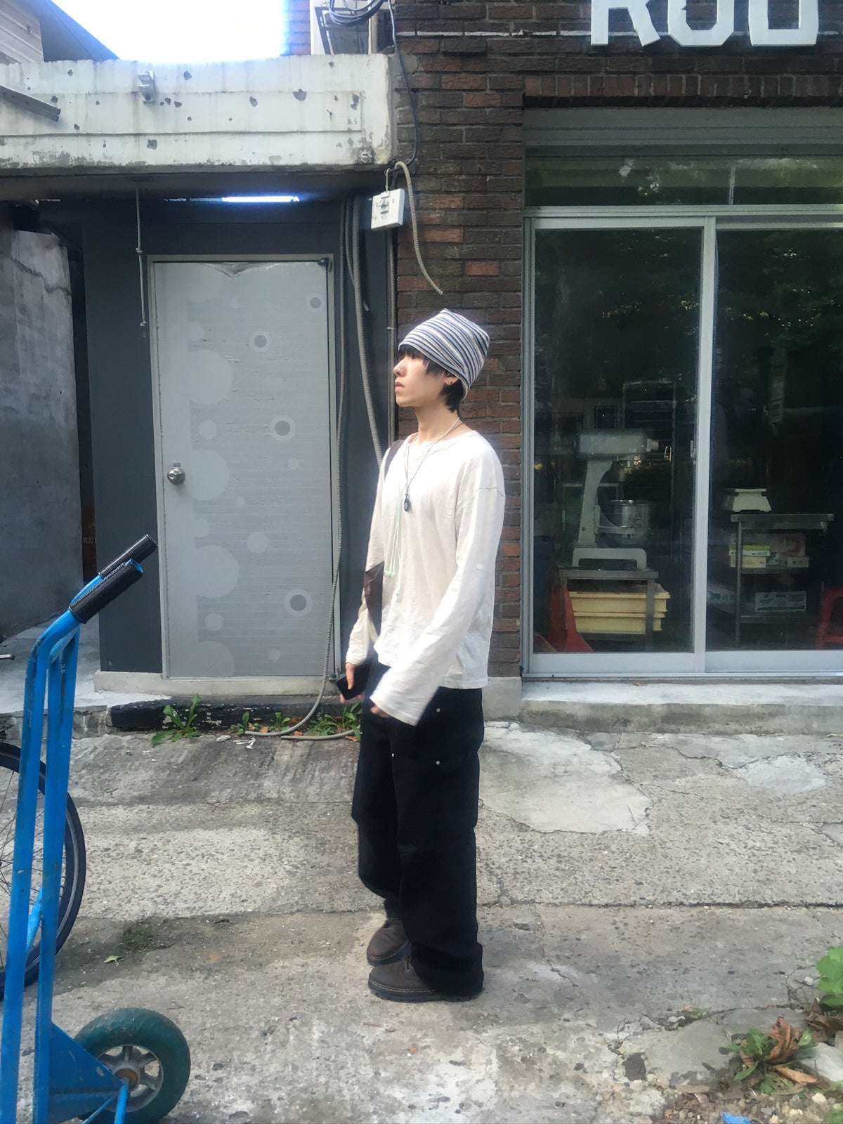 coco stripe beanie (black)
