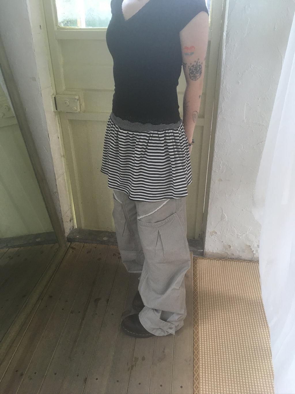 striped cotton skirt (black)