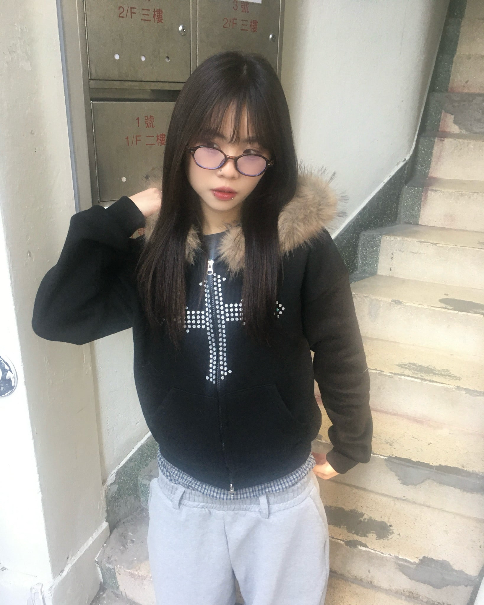 cross crop fur jacket (black)