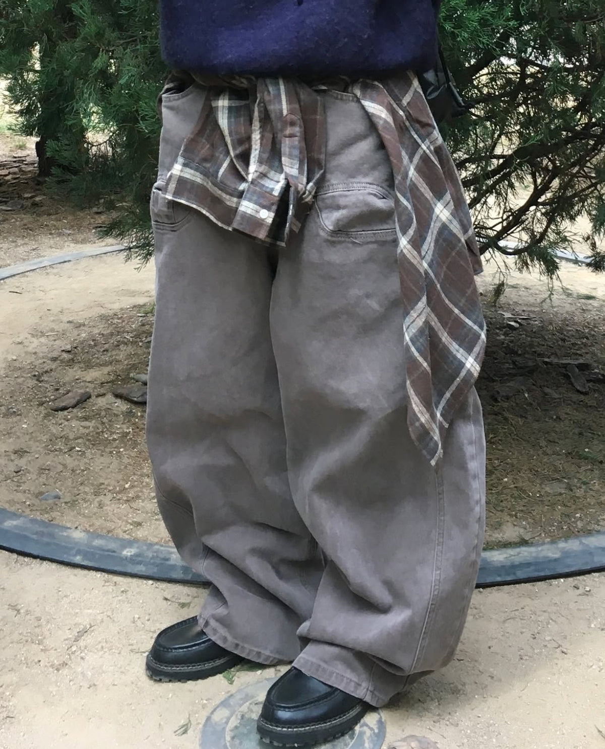 simple wide denim pants