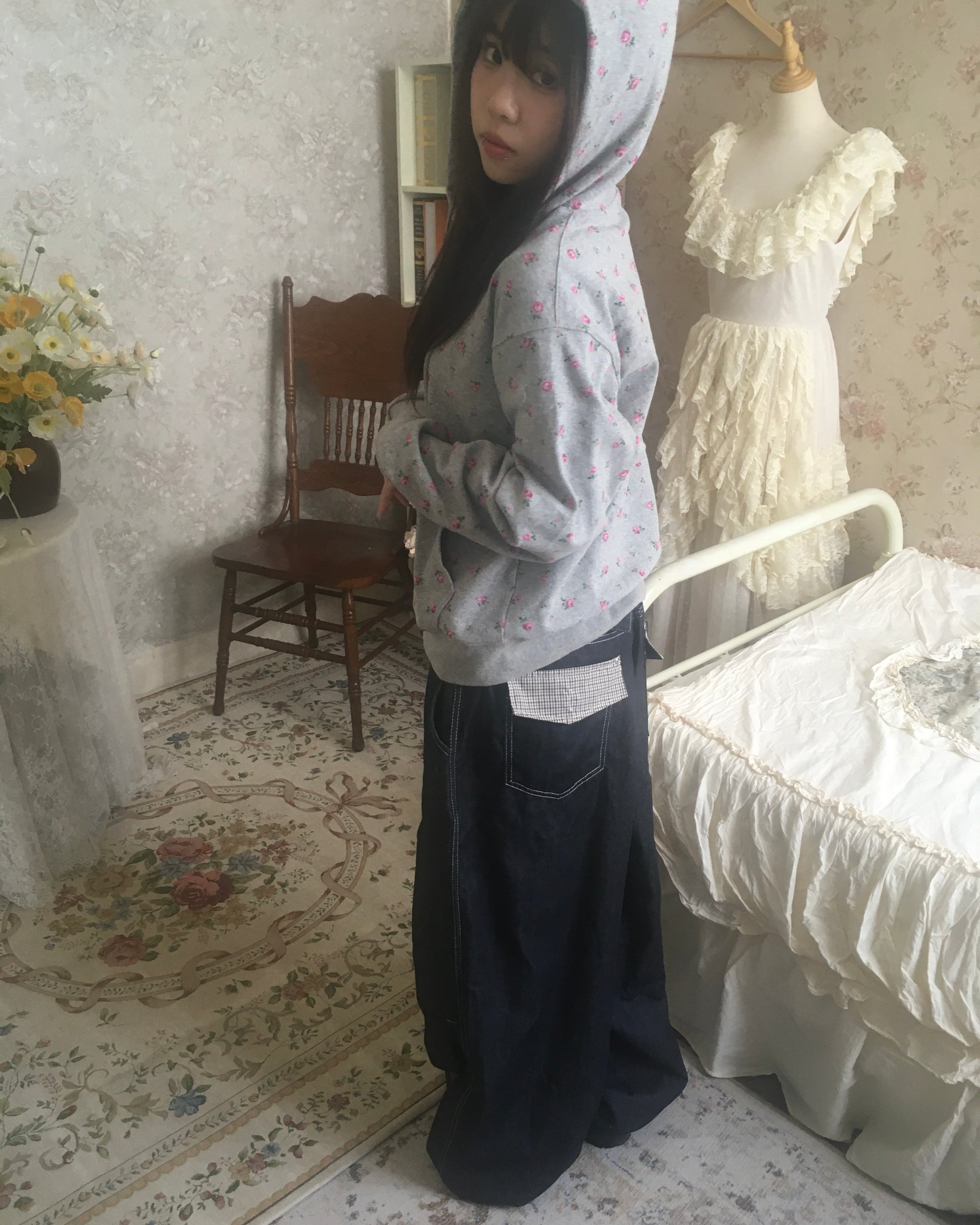 checked cinch back pants (navy)