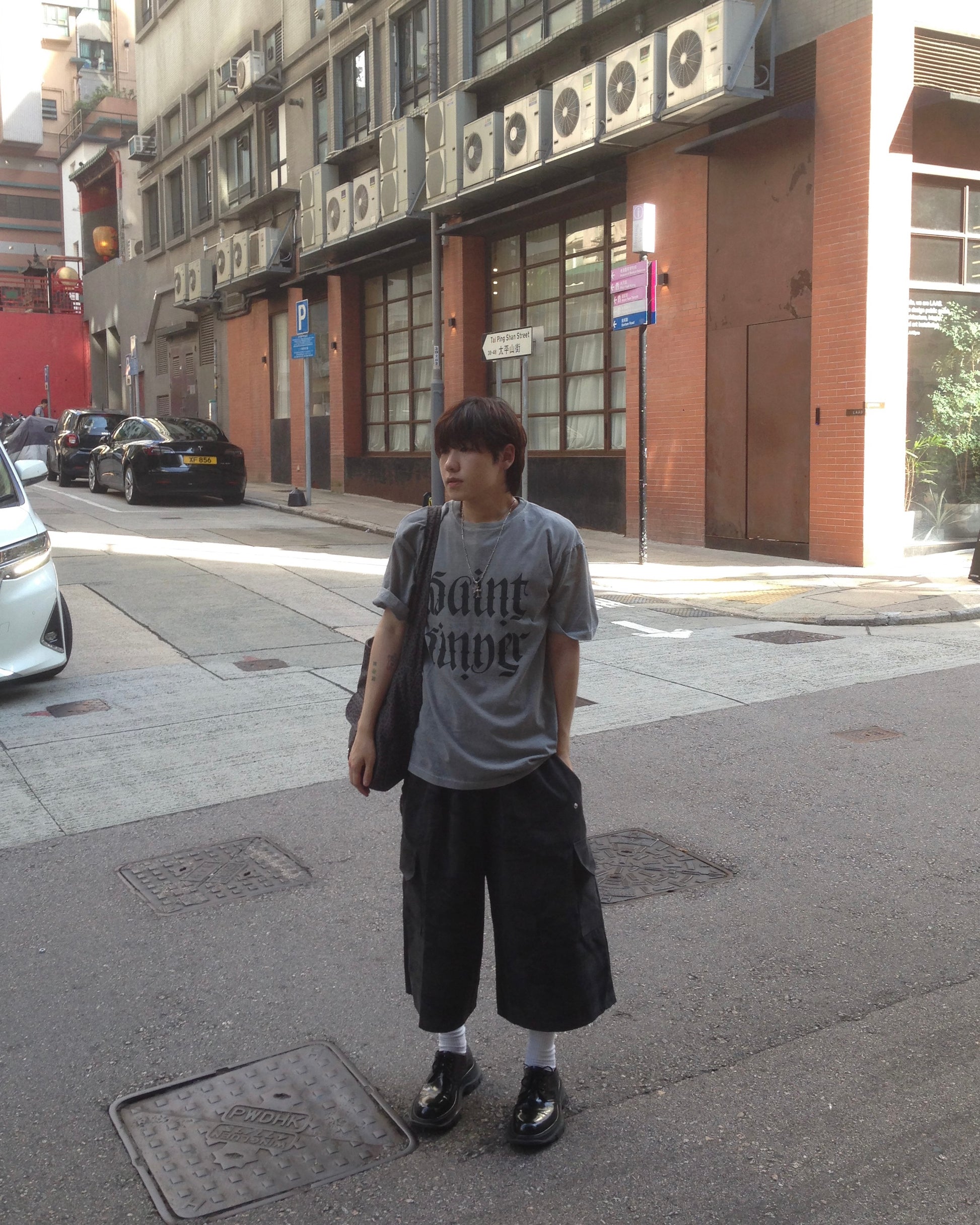 saint washed tee (light grey)