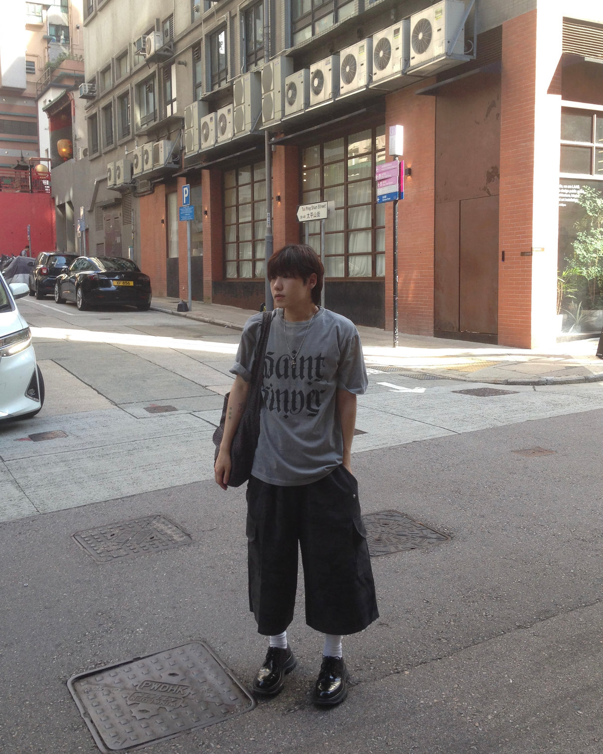 saint washed tee (light grey)