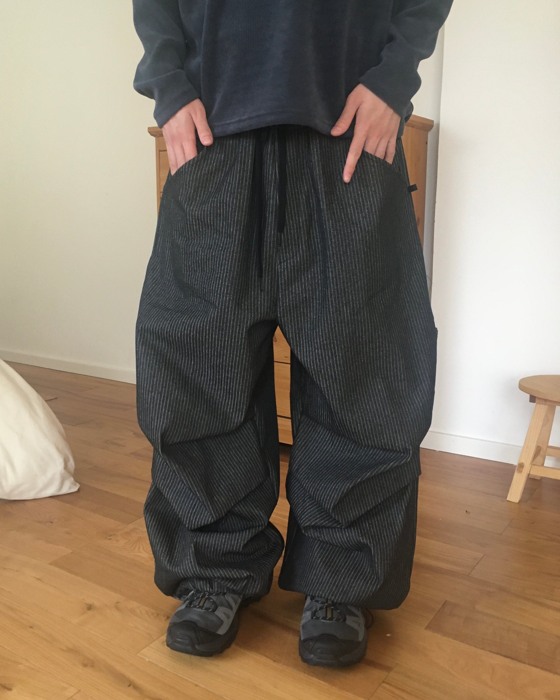 sun striped pants (black)