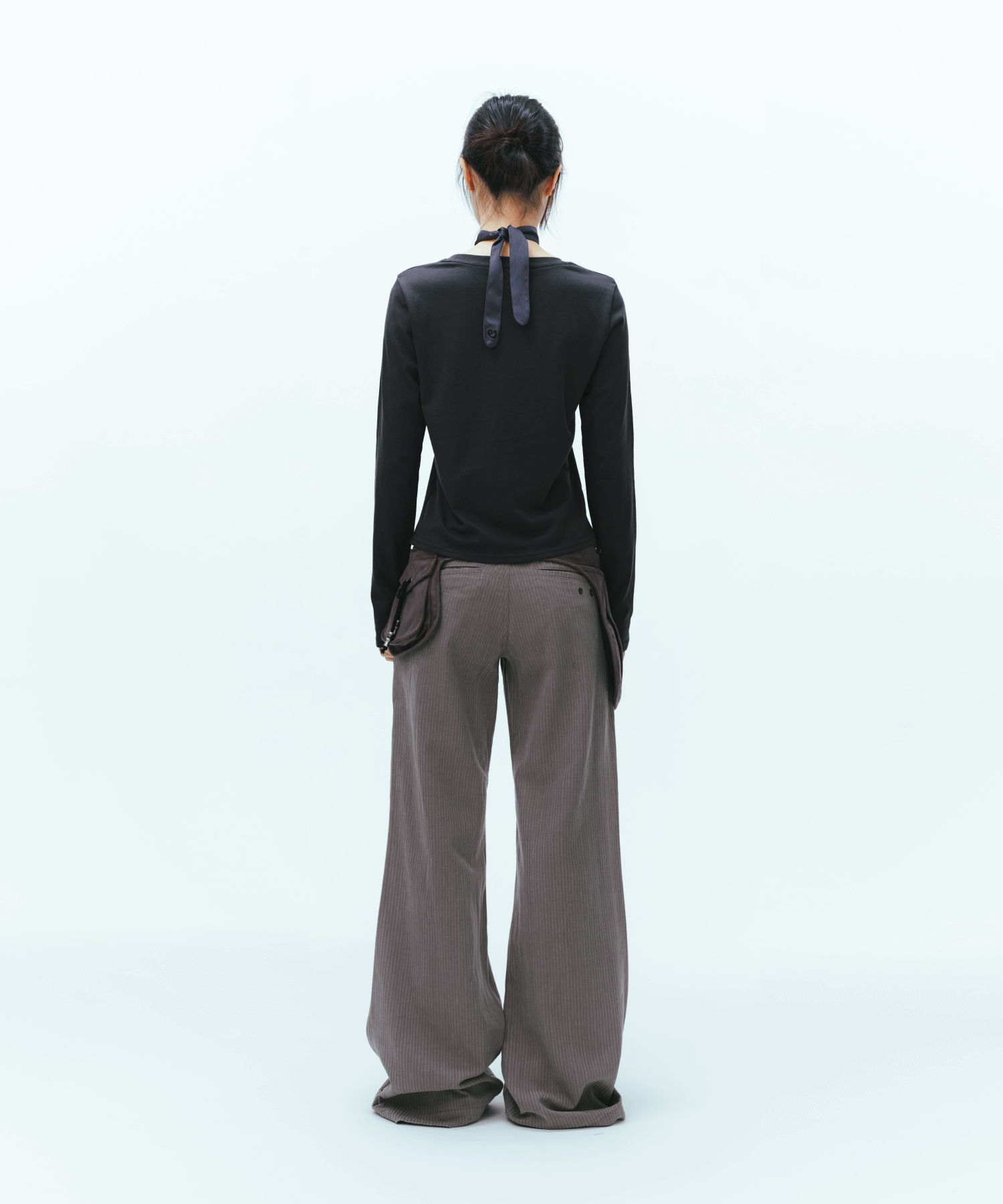 ✪【𝘱𝘳𝘦-𝘰𝘳𝘥𝘦𝘳】coyseio suede belt bag (2 color)
