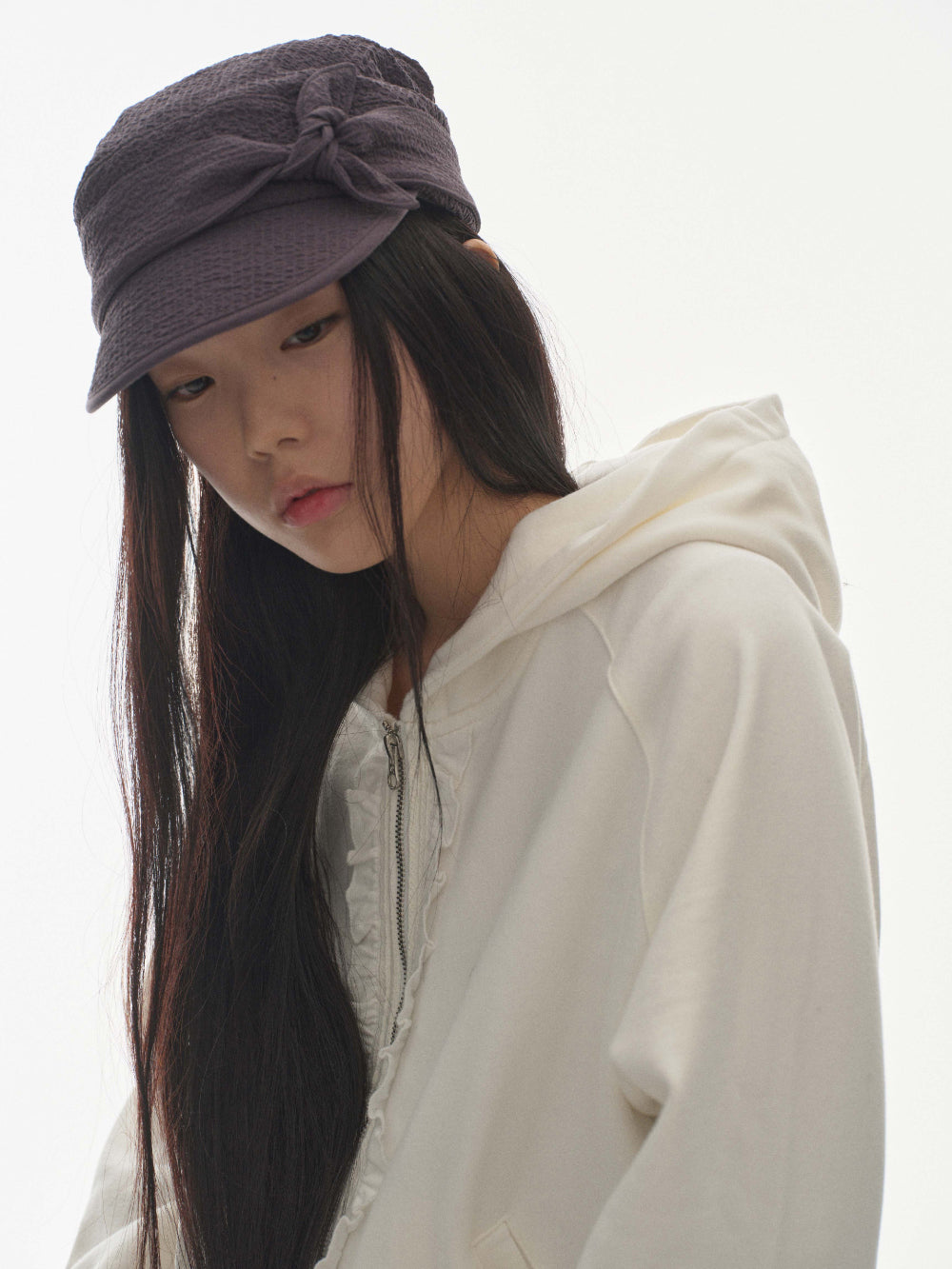 ✪【𝘱𝘳𝘦-𝘰𝘳𝘥𝘦𝘳】coyseio ruffle lace hood zip-up (white)