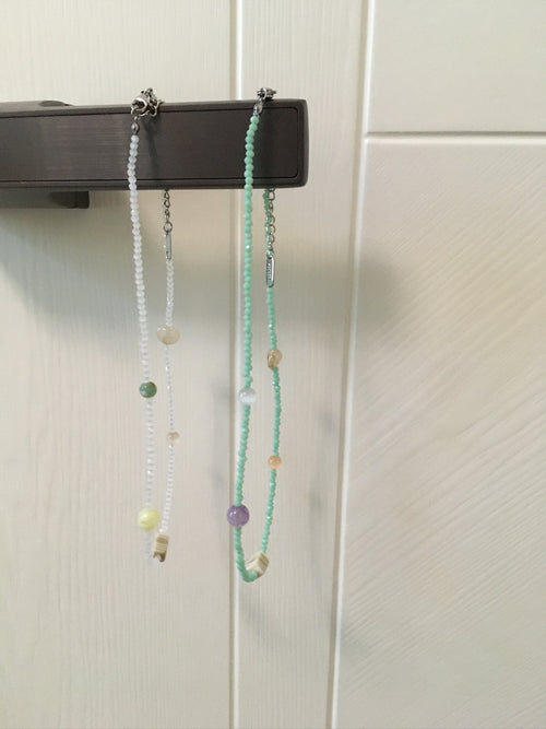 stone beaded necklace (mint)