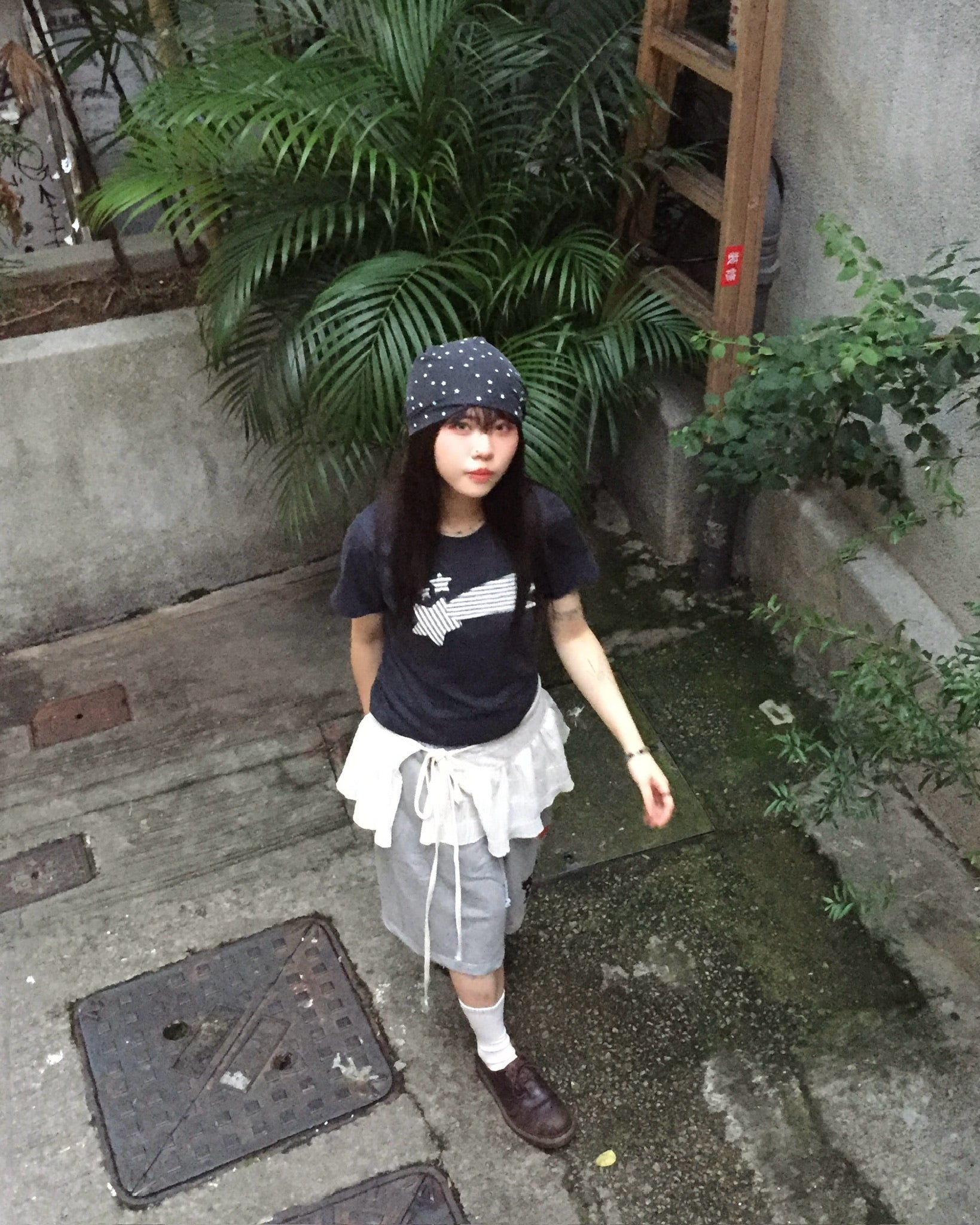 star patch crop tee (navy)
