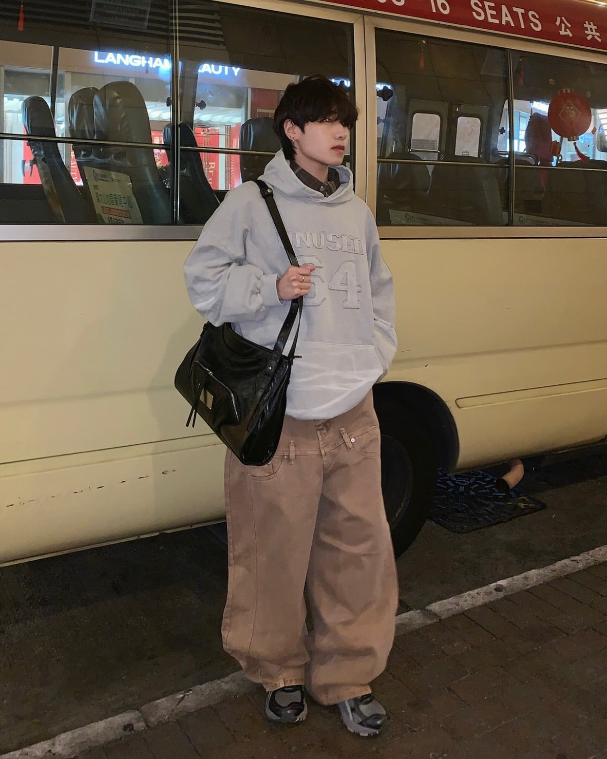 simple wide denim pants