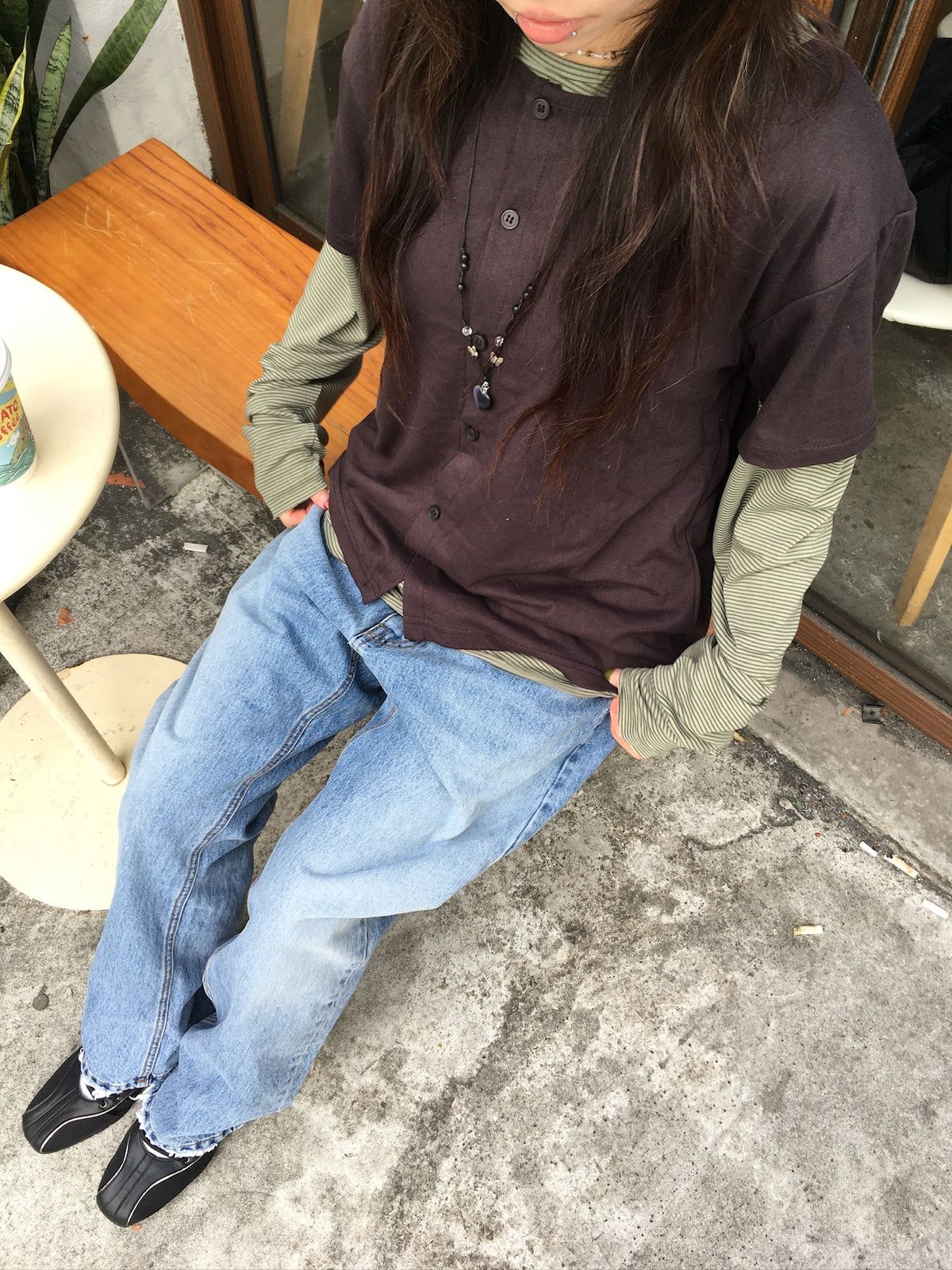 mock layer button tee (brown)