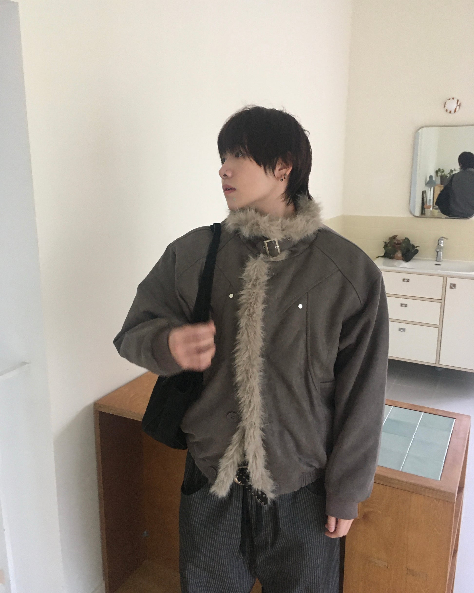 suede shoulder bag (black)