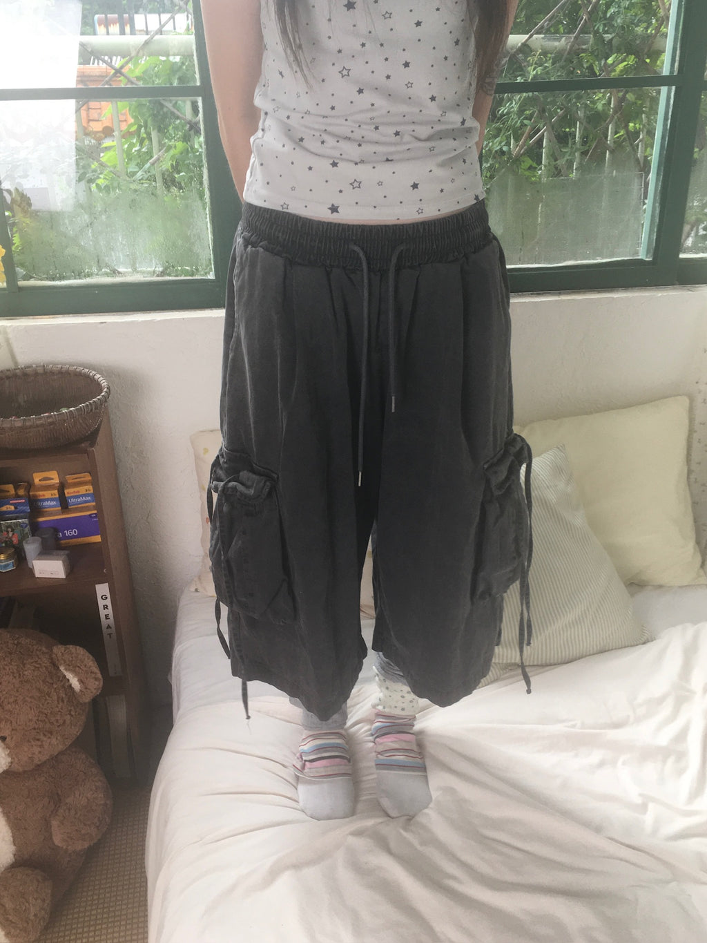 drawstring half cargo pants (charcoal)