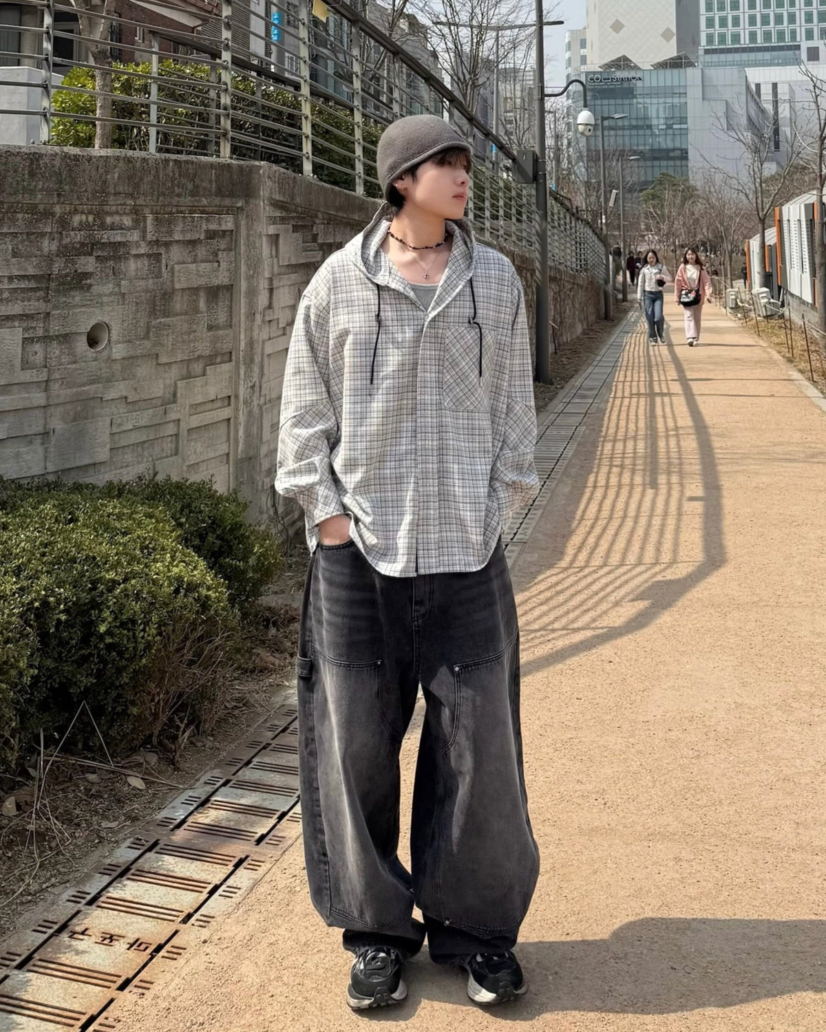 string checked hoodie shirt