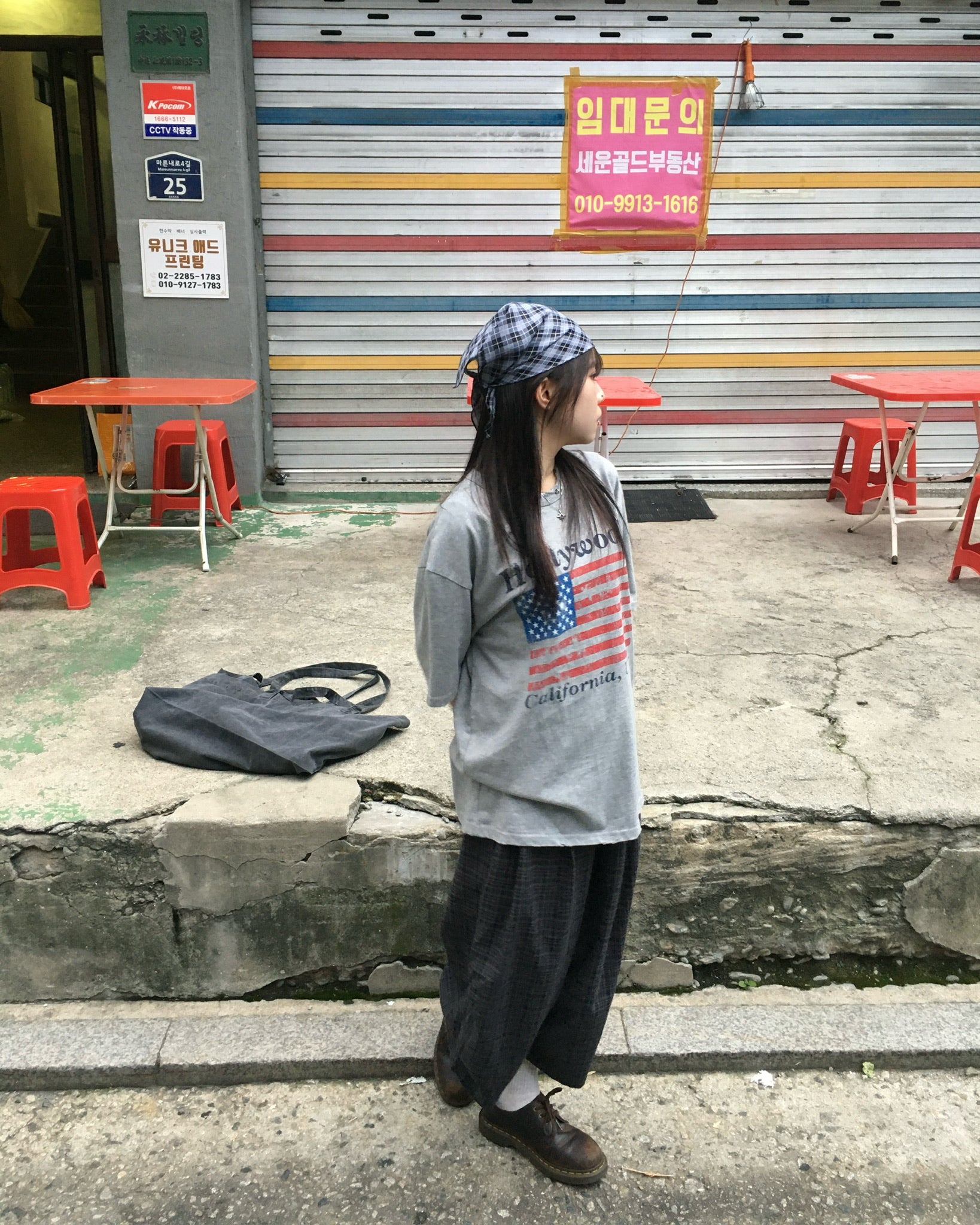 hollywood painted tee (grey)