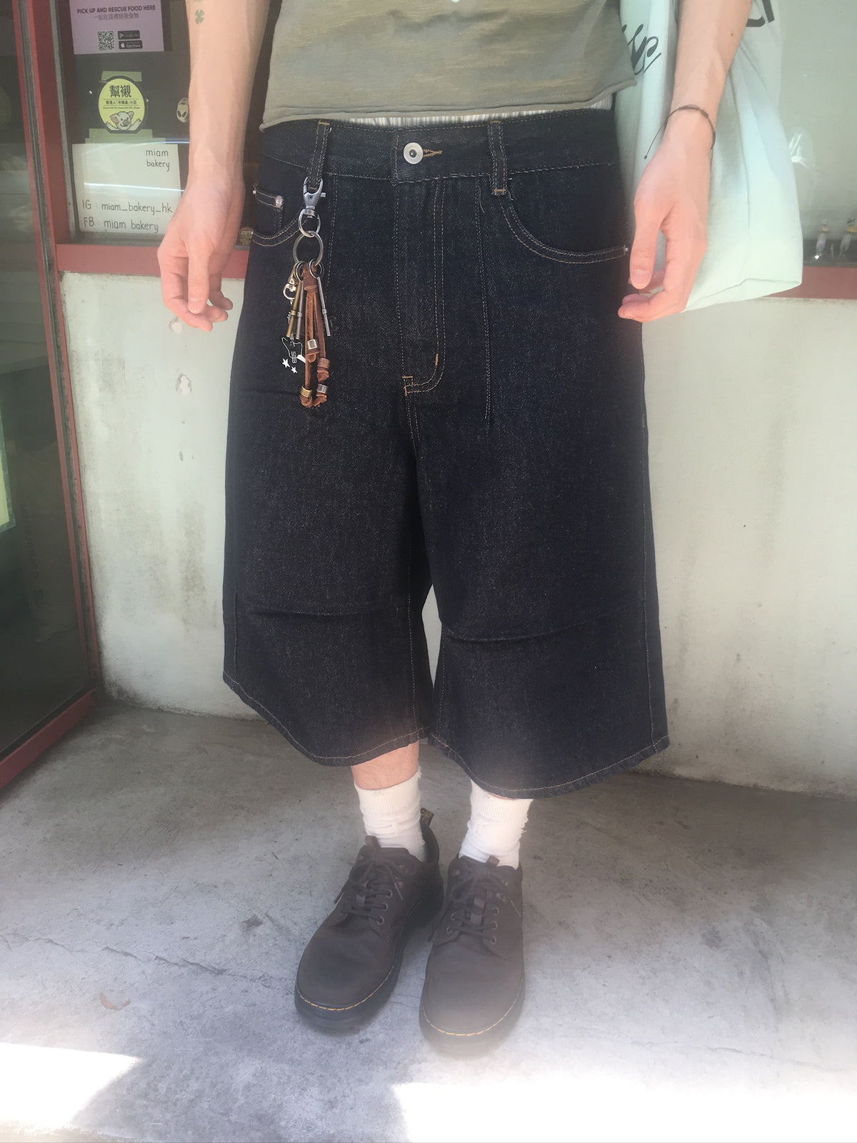 cinch back half raw jeans