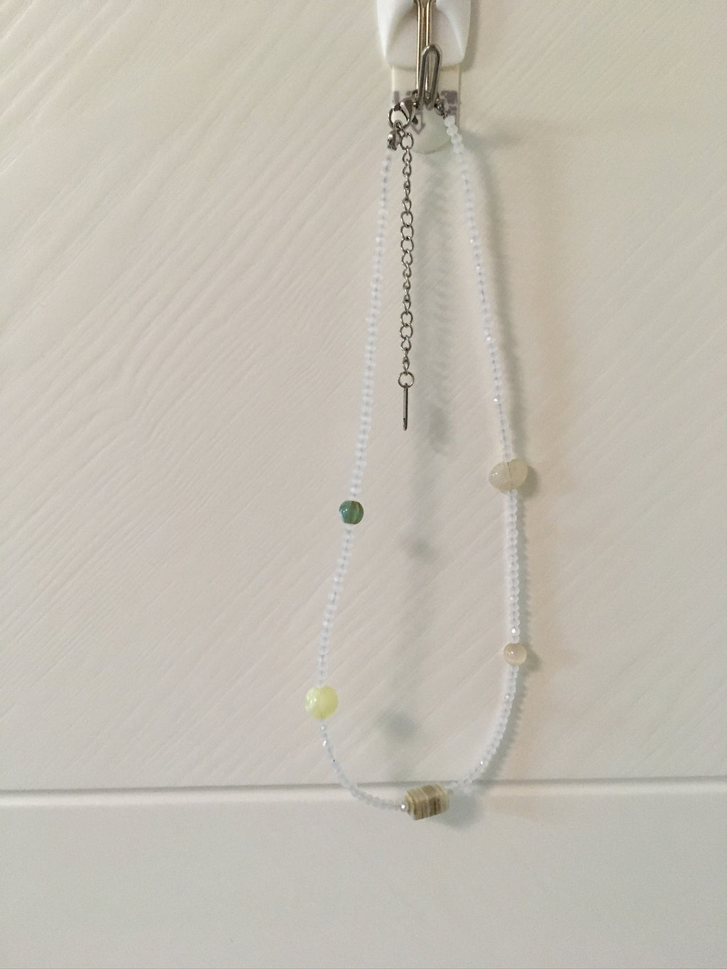 stone beaded necklace (mint)