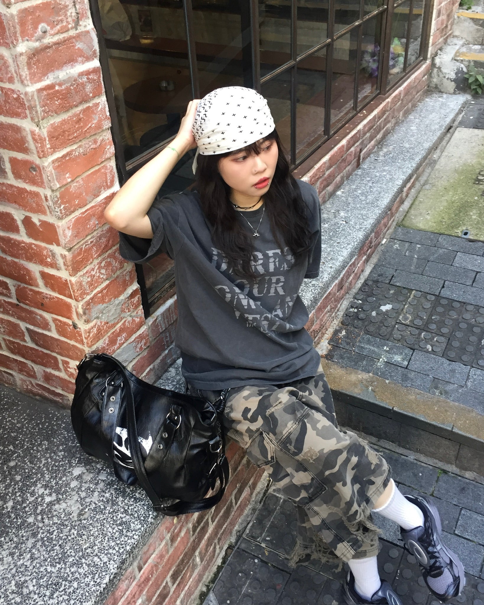 (in stock) once washed tee (sand)