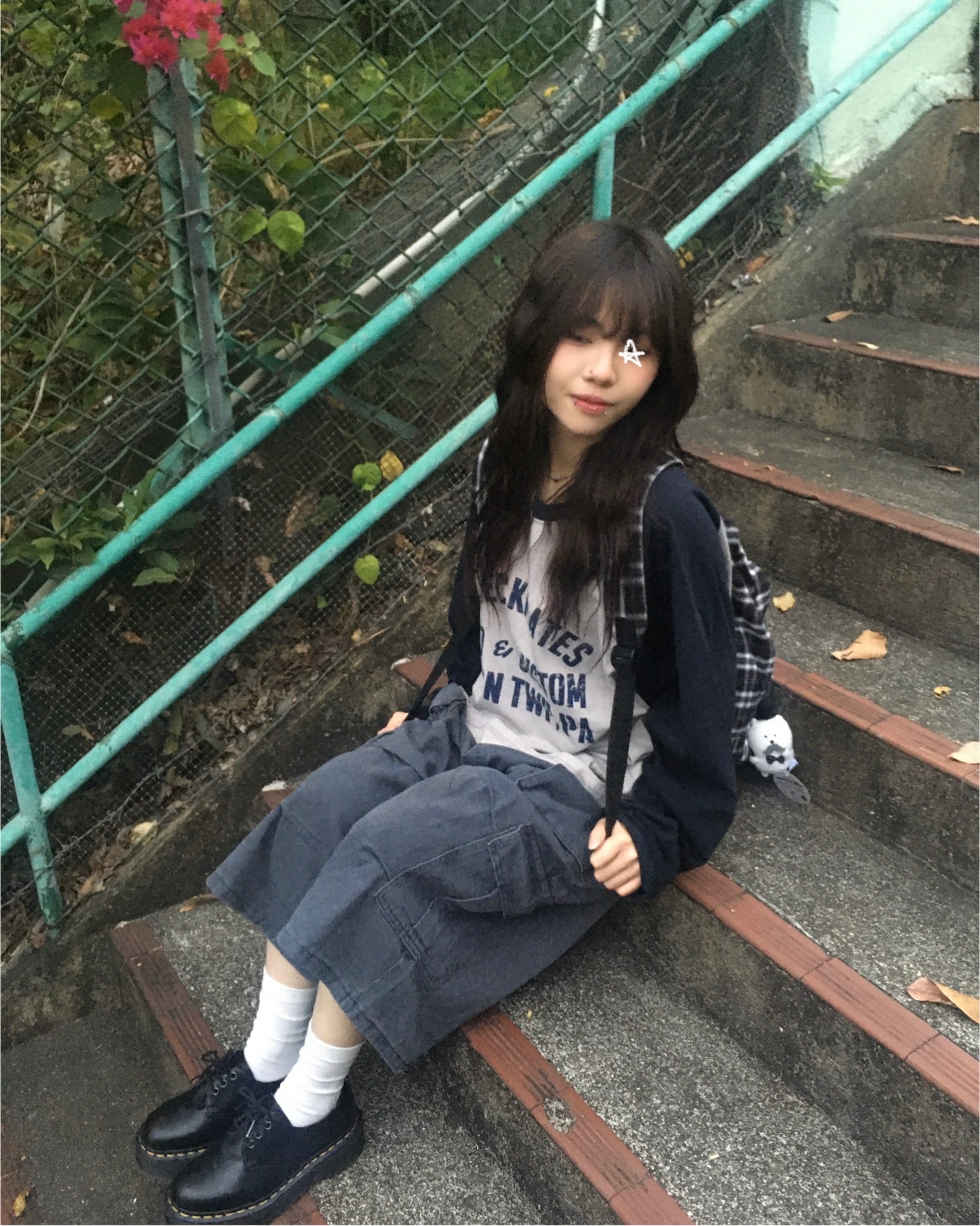 checkmates raglan tee (navy/grey) (women)