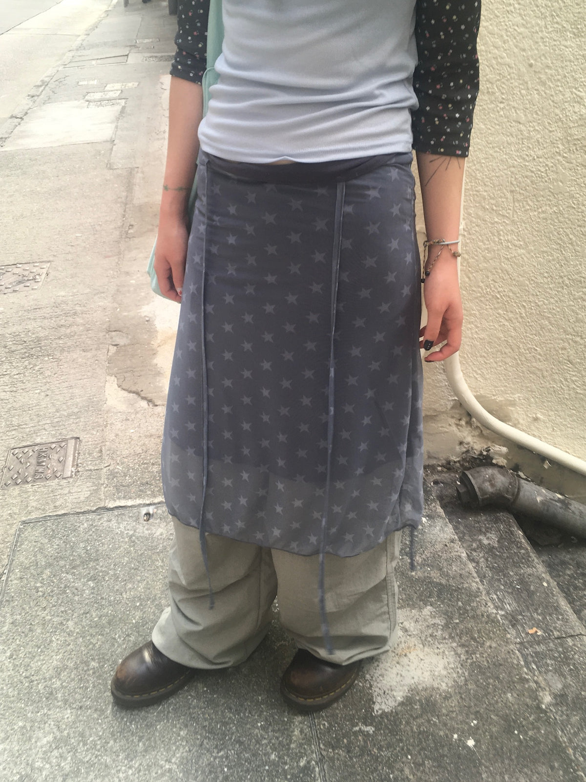 star mesh warp skirt (dusty blue)