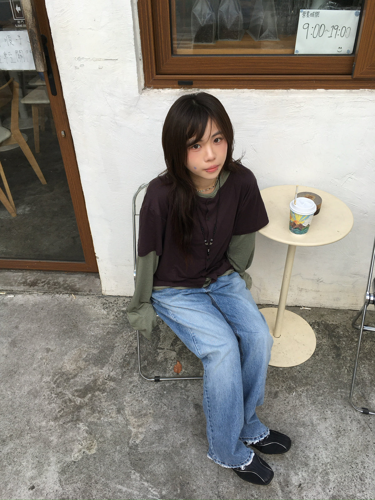 mock layer button tee (brown)