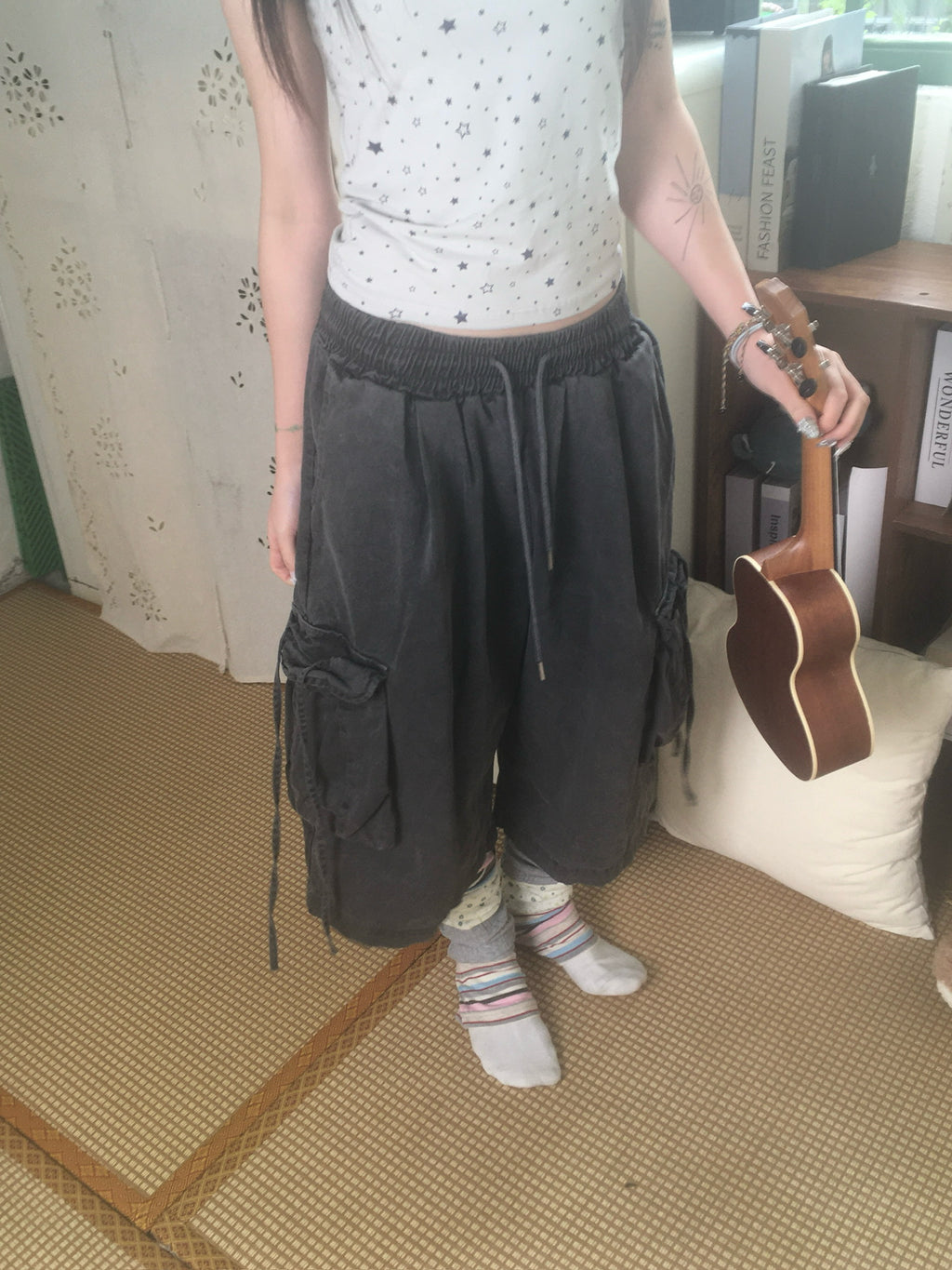 drawstring half cargo pants (charcoal)