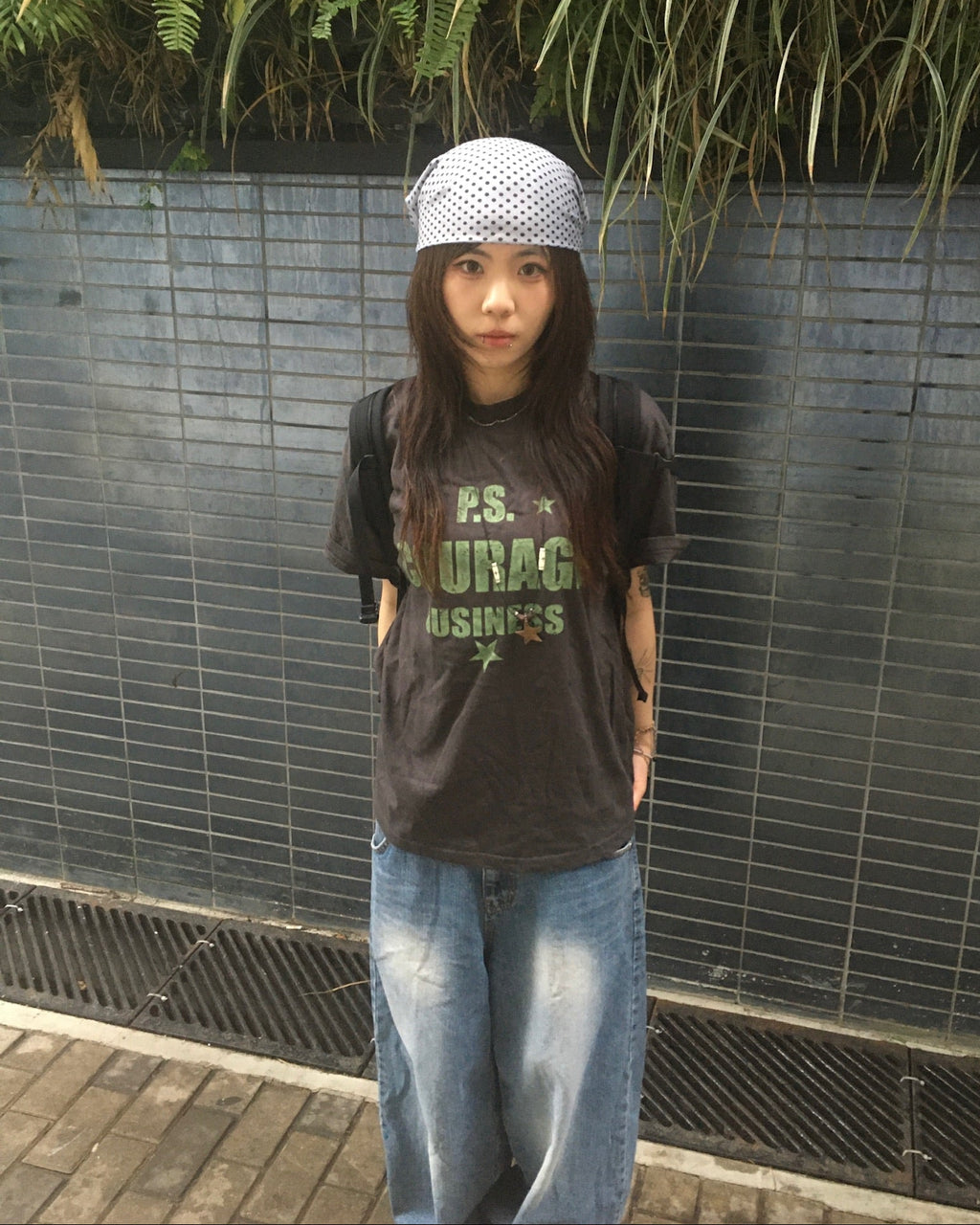ps crop tee (charcoal)