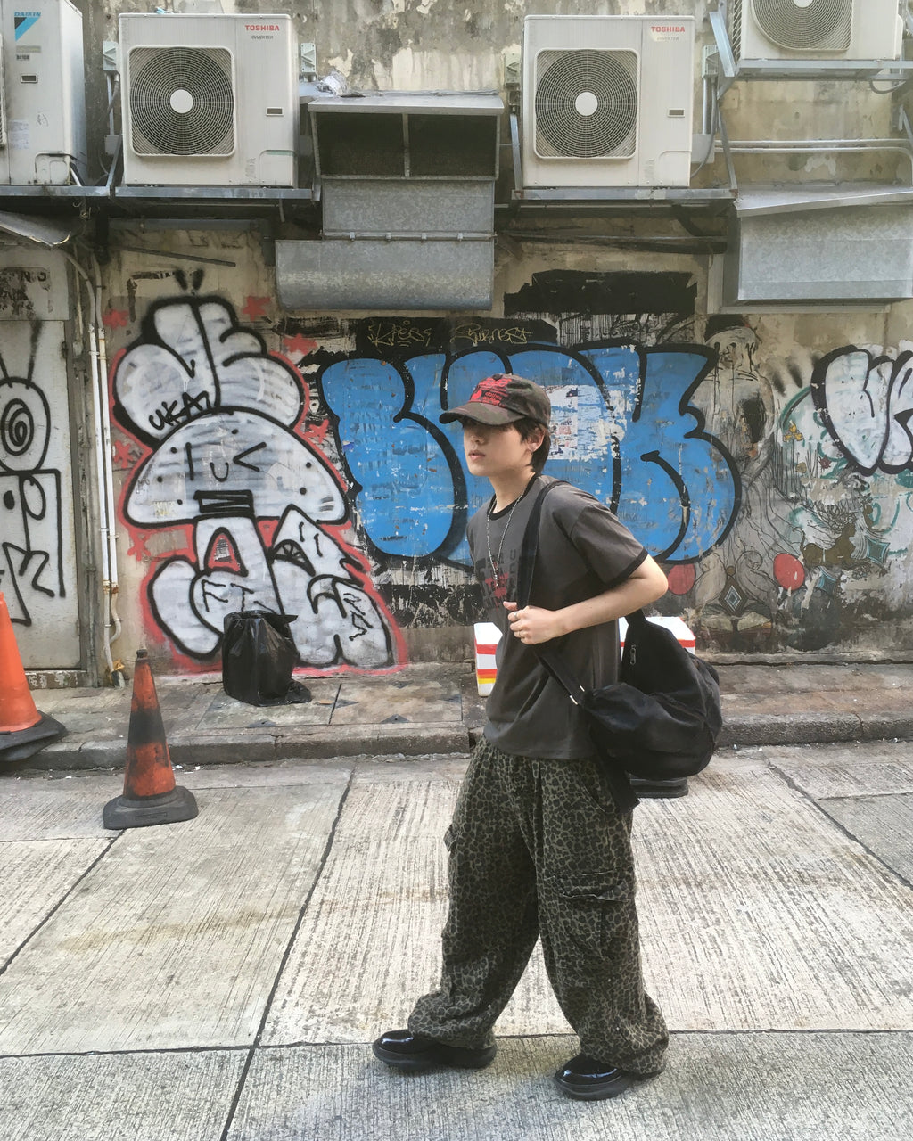 leopard work pants (men wear)