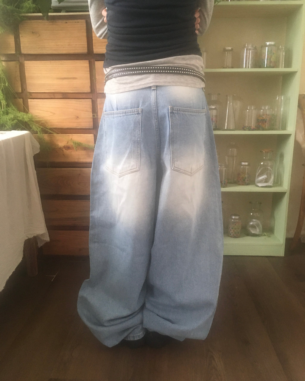 studded balloon jeans (blue)