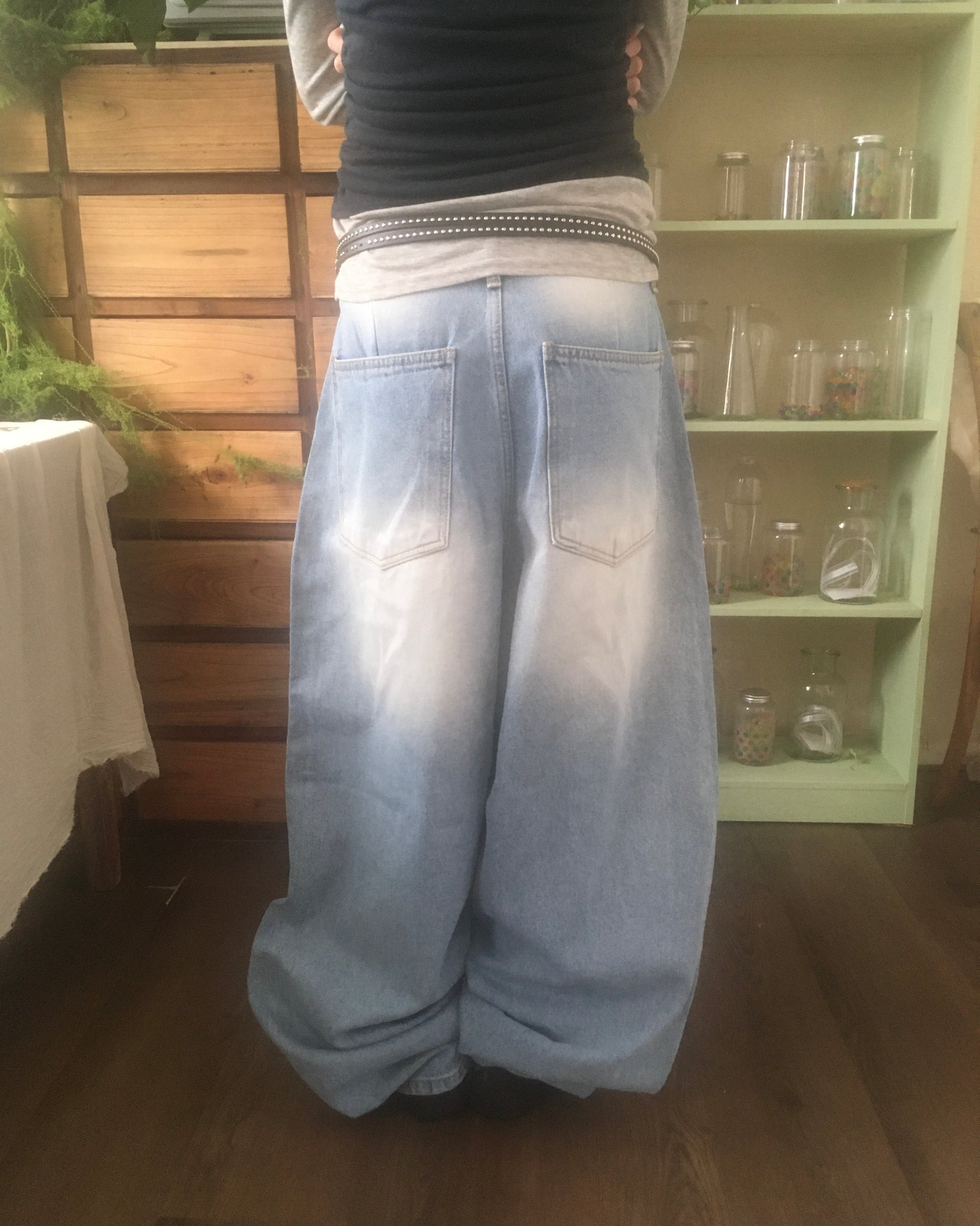 studded balloon jeans (blue)