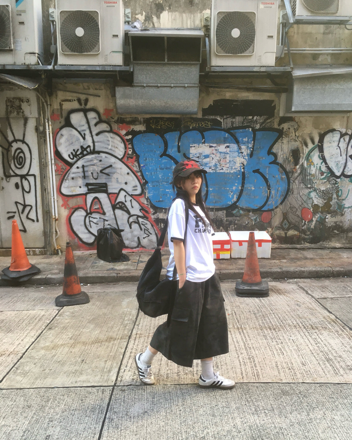 stitch washed denim bag (black)
