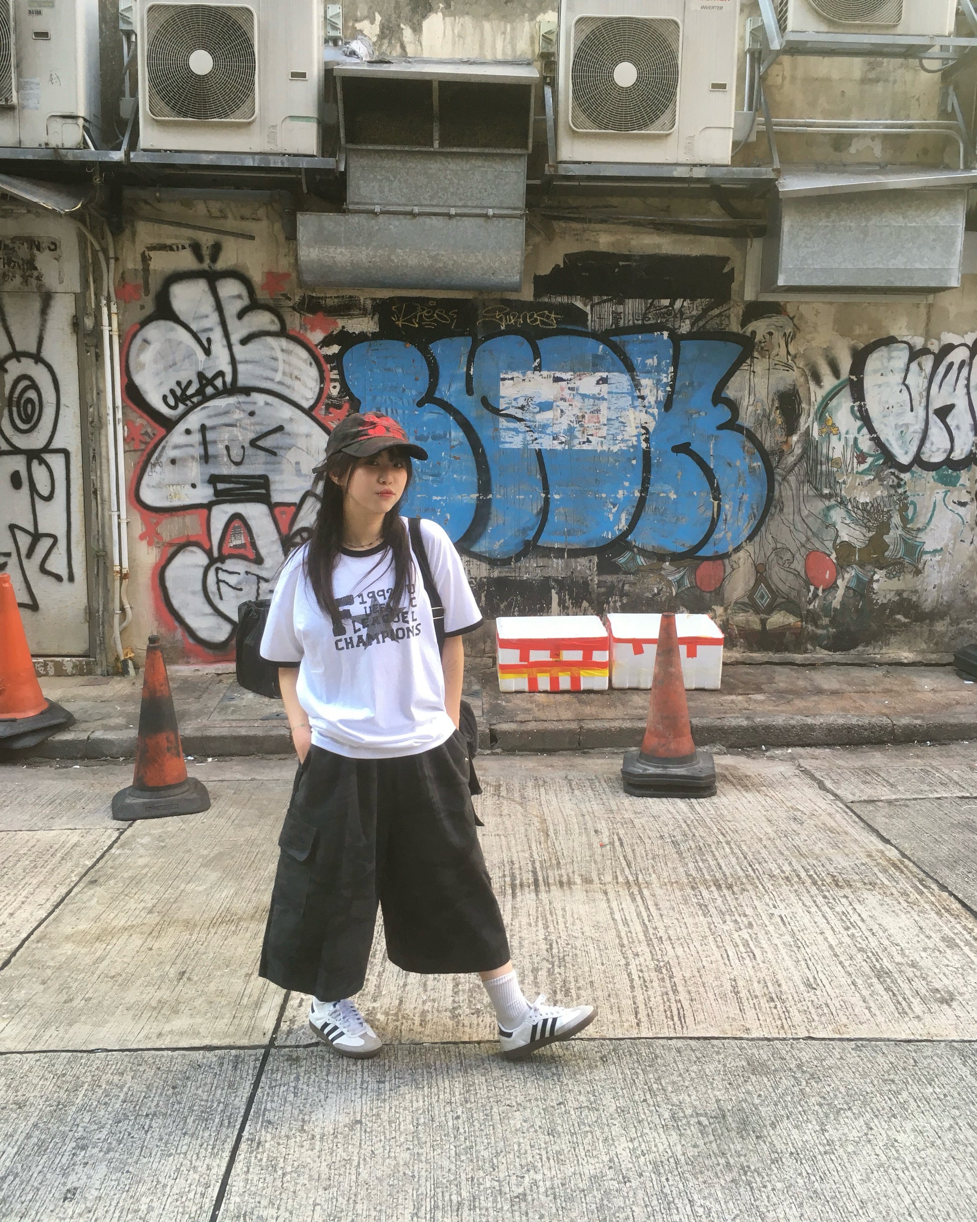 camo cargo sweatshorts (women wear)