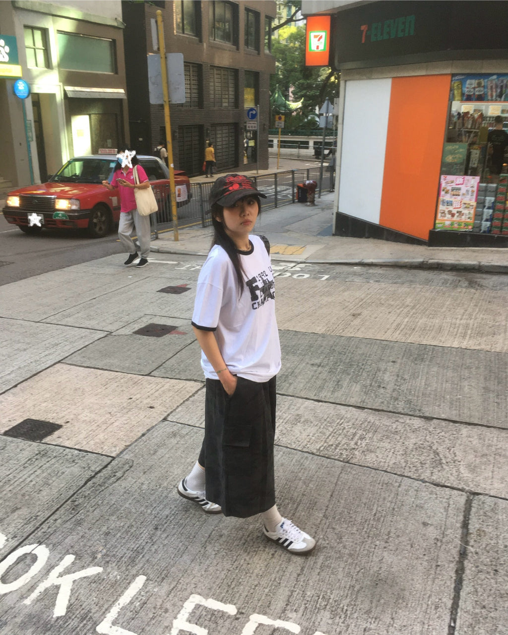 camo cargo sweatshorts (women wear)
