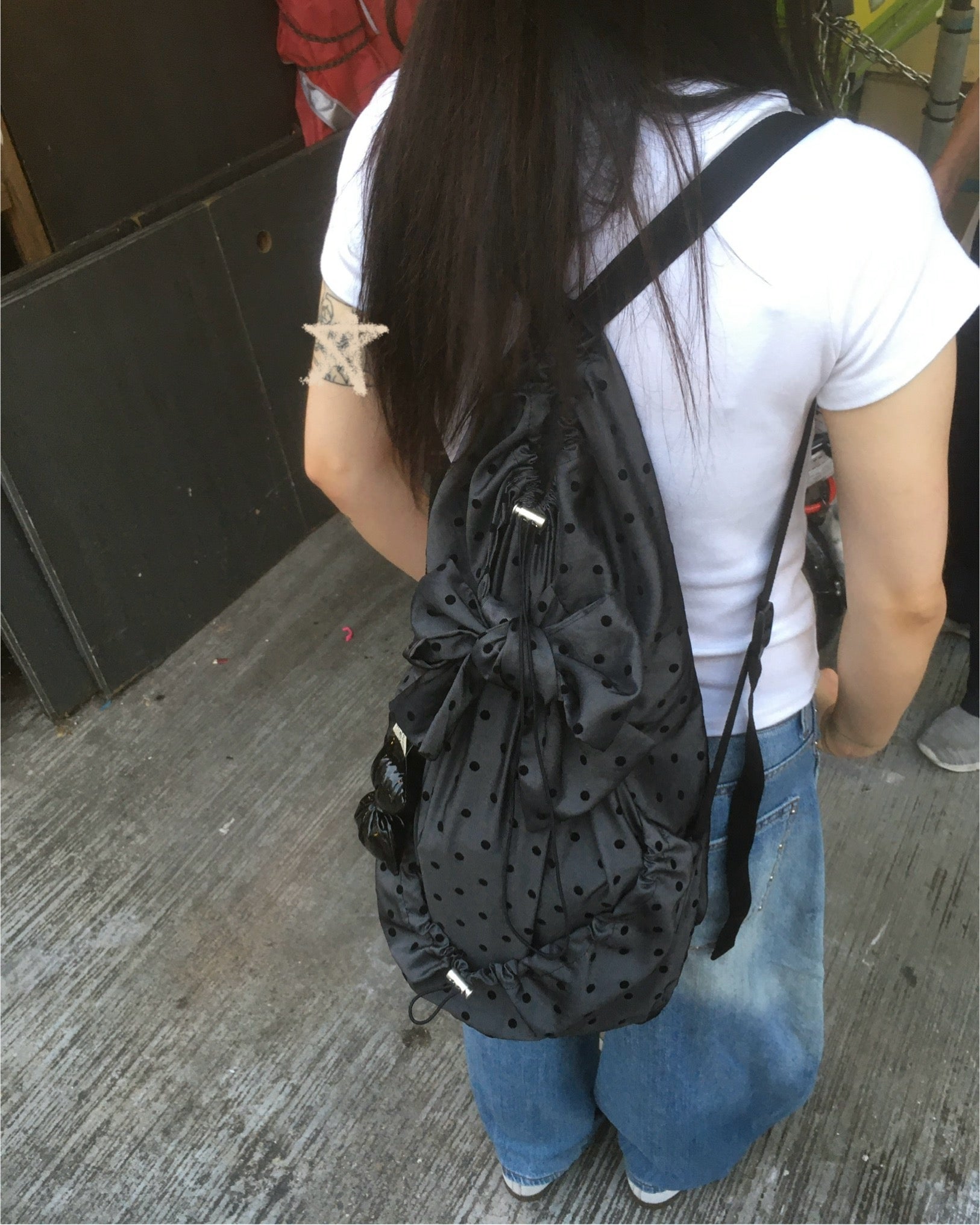 dot backpack (black)