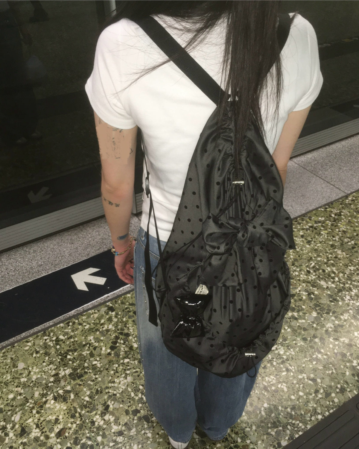 dot backpack (black)