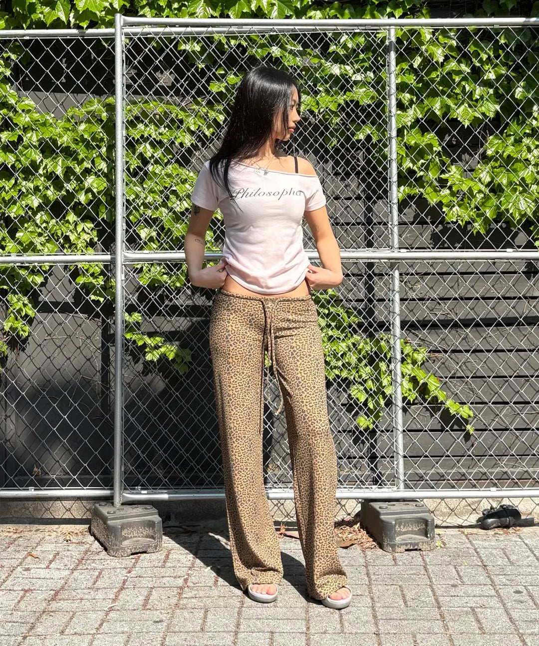 【𝘱𝘳𝘦-𝘰𝘳𝘥𝘦𝘳】SCULPTOR Hook Me Up Layered Tee Pale Pink
