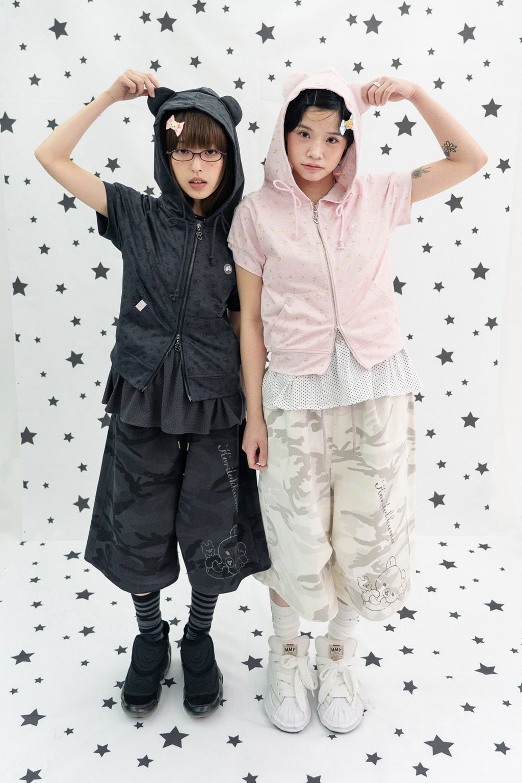 HUGYOURSKIN KORILAKKUMA PRINTED HOODIE ZIP-UP (PINK)