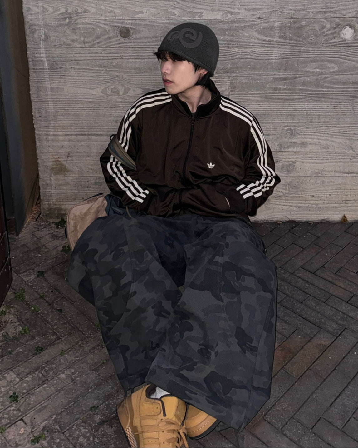 camo cargo pants