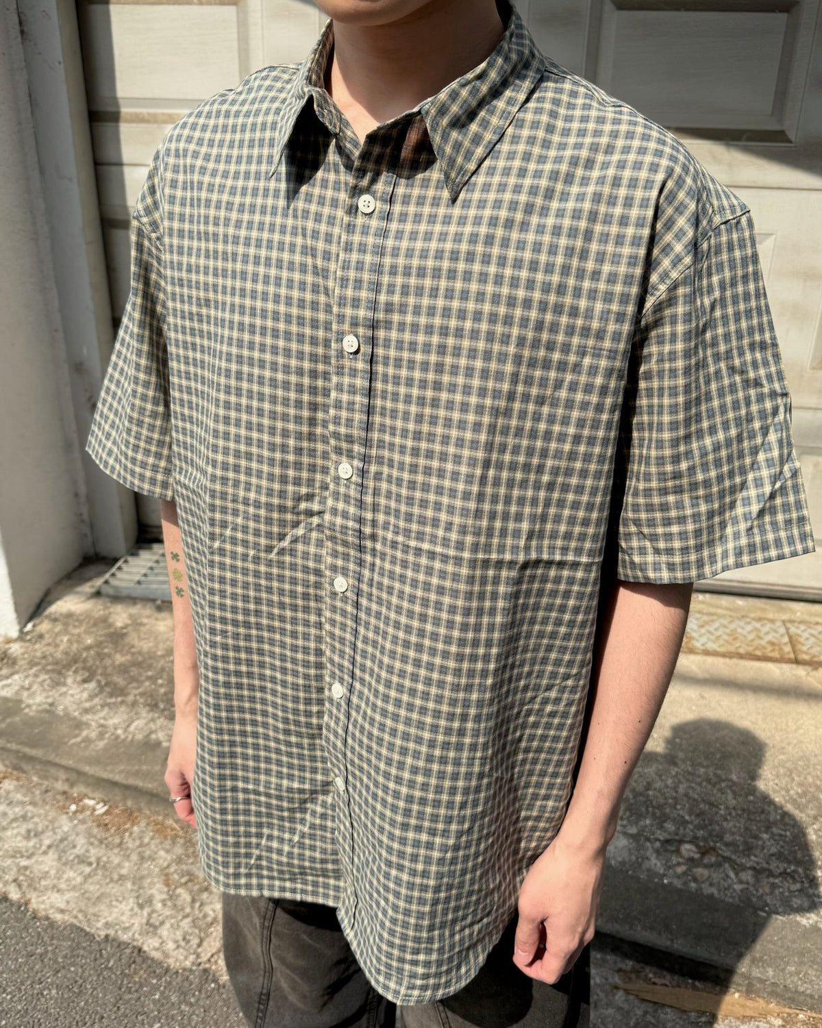 checked nylon shirt (khaki blue)