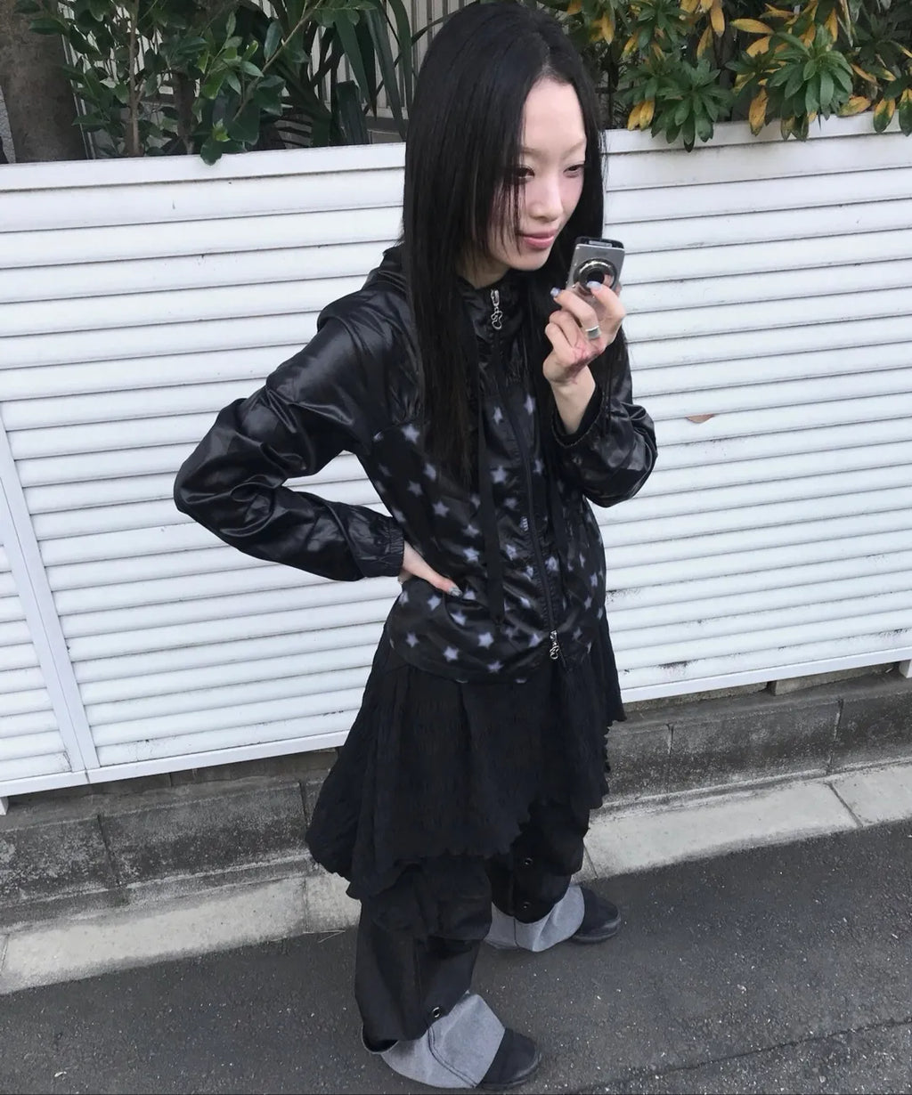 HUGYOURSKIN STARDUST WINDBREAKER (BLACK)