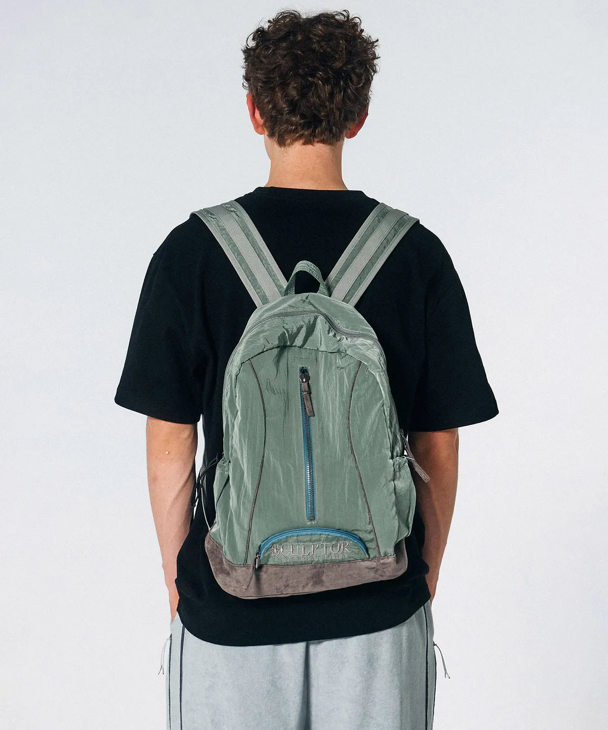 【𝘱𝘳𝘦-𝘰𝘳𝘥𝘦𝘳】SCULPTOR Oldschool Slouchy Backpack Sage