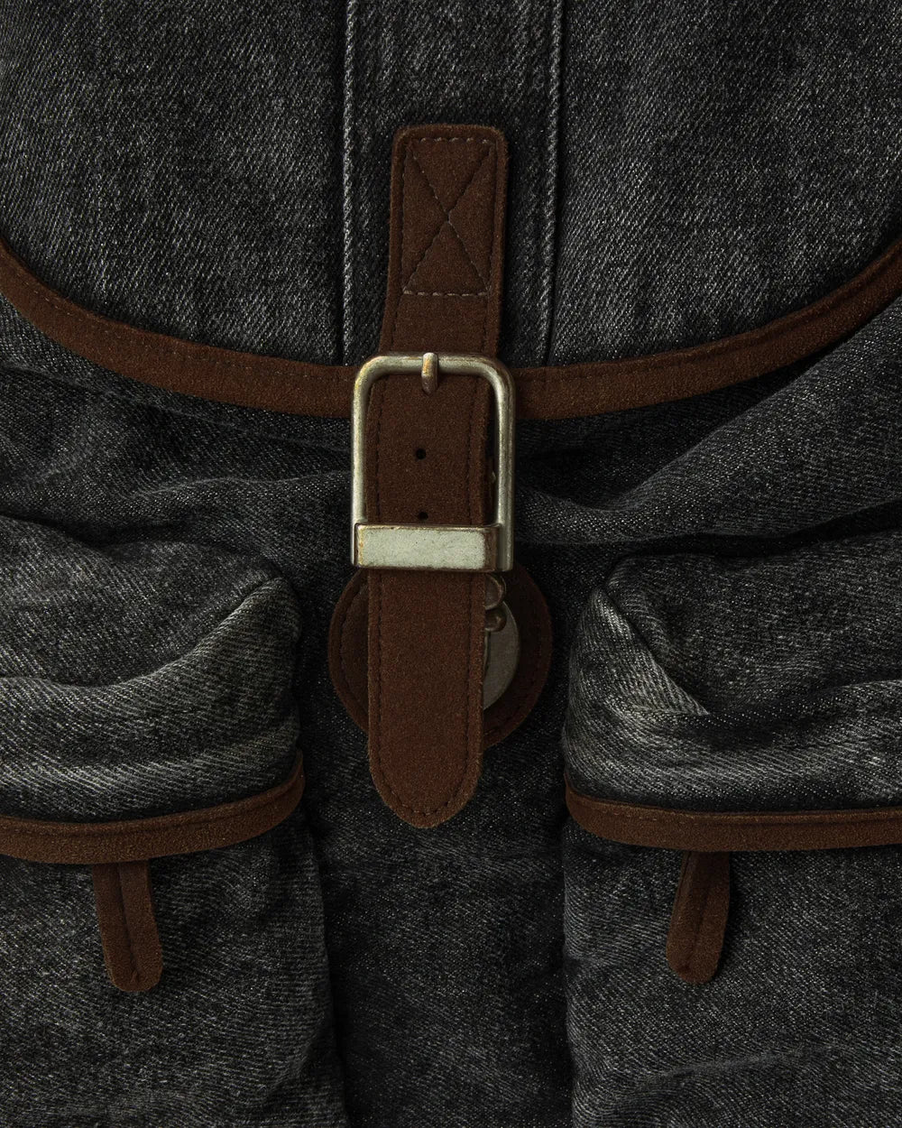 AEAE OUT POCKET DENIM BACKPACK (BLACK)