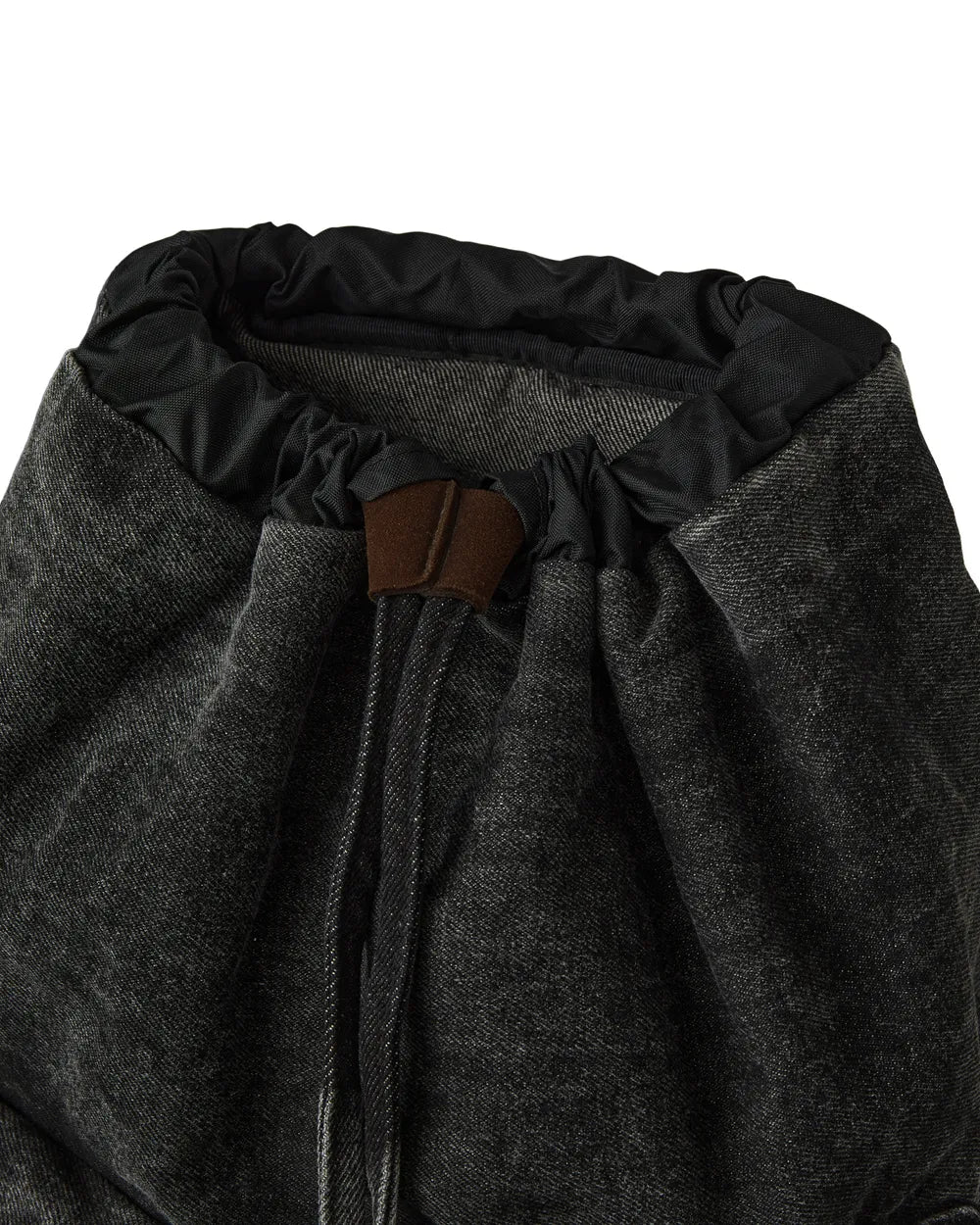 AEAE OUT POCKET DENIM BACKPACK (BLACK)