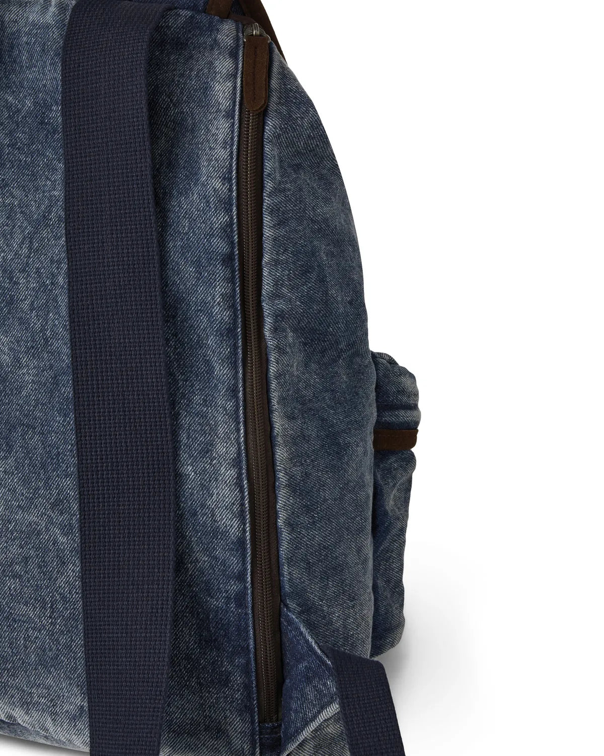 AEAE OUT POCKET DENIM BACKPACK (MID BLUE)