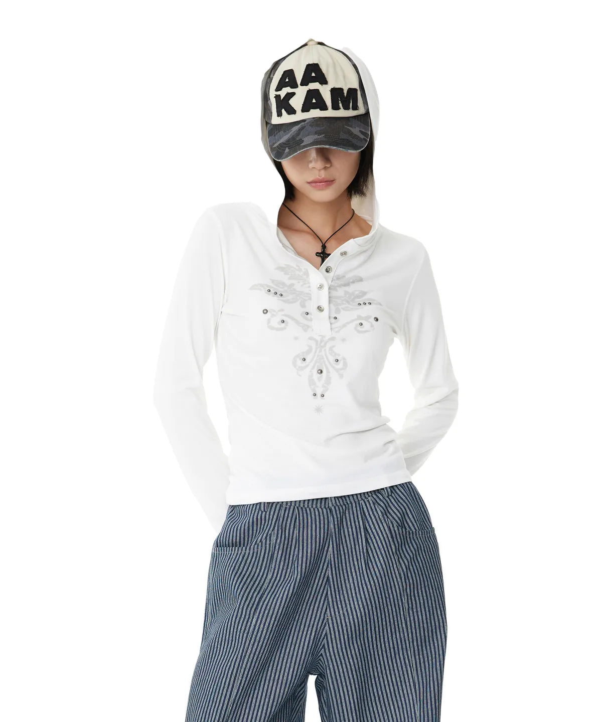 (in stock) Aakam Studded Leaf Hooded Long Sleeve (White)