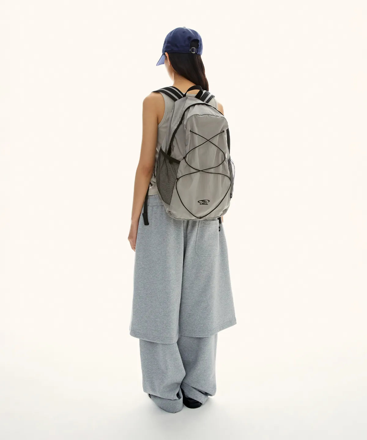 【𝘱𝘳𝘦-𝘰𝘳𝘥𝘦𝘳】LMC OVAL GLOBE STRING BACKPACK
