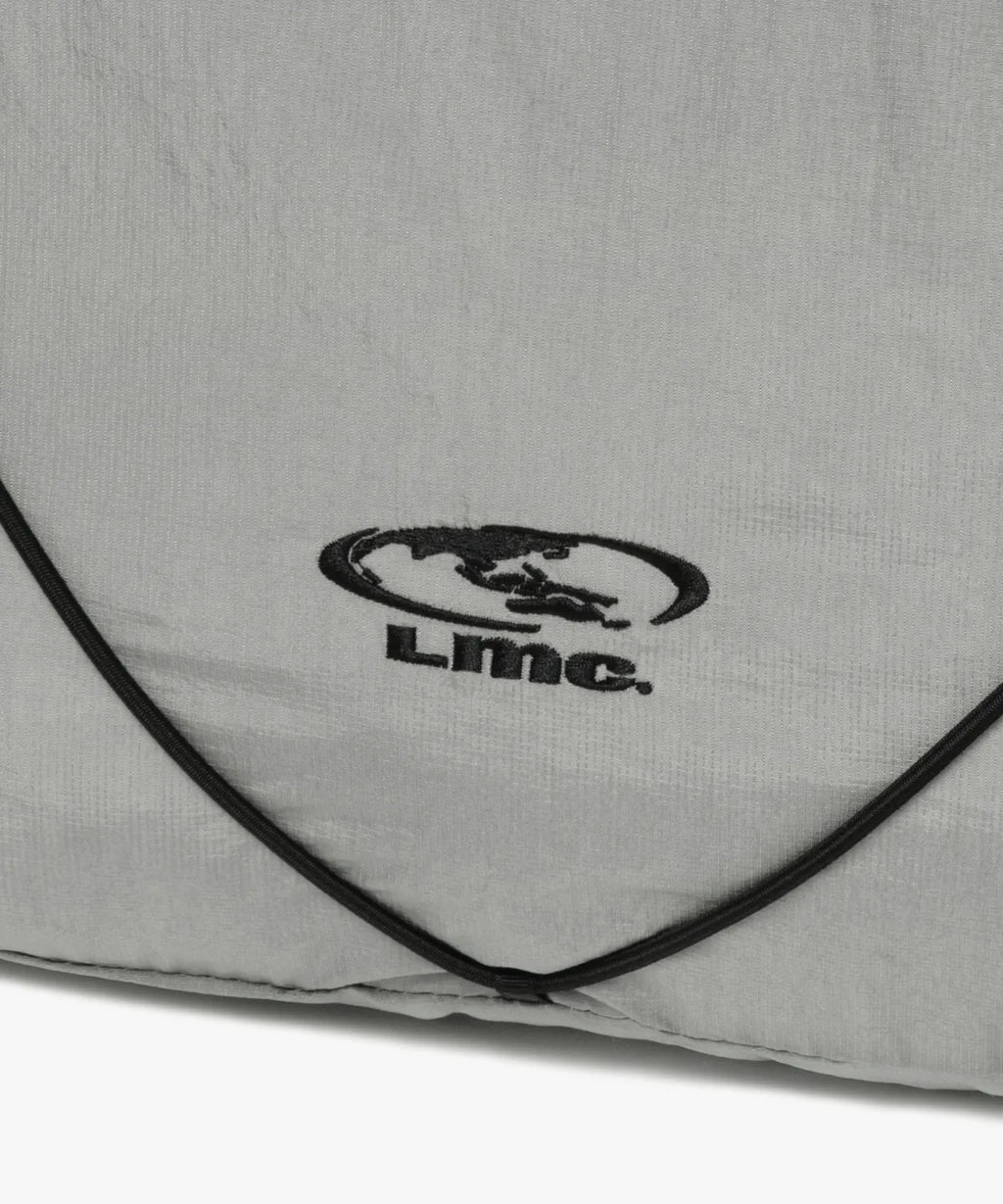 【𝘱𝘳𝘦-𝘰𝘳𝘥𝘦𝘳】LMC OVAL GLOBE STRING BACKPACK
